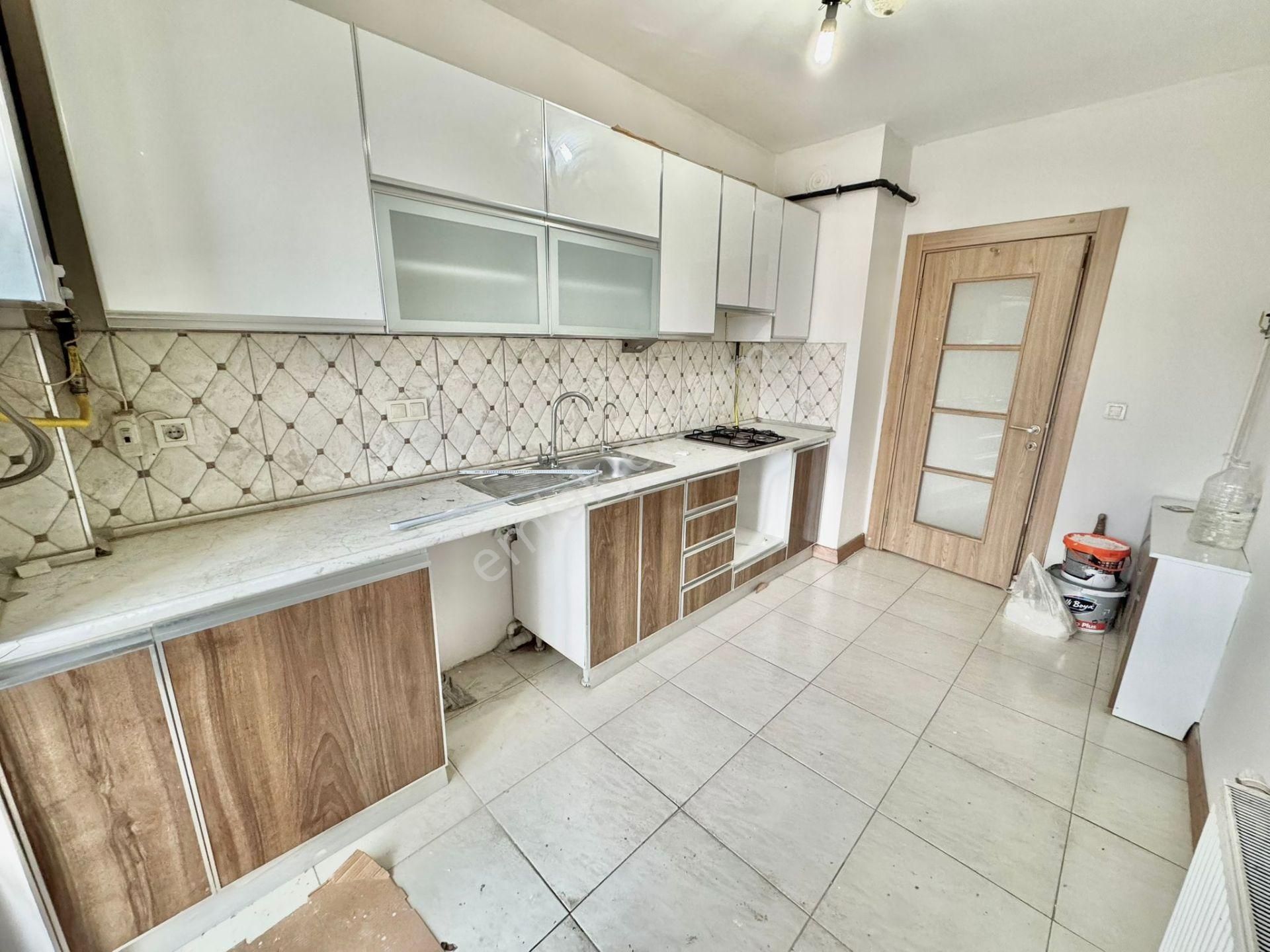 🏡akgedik Mahallesi 🏡site İçi ✅3+1 M2 135 6 Katlını 6 Katı ❇️full Özelikli Petek Kombili