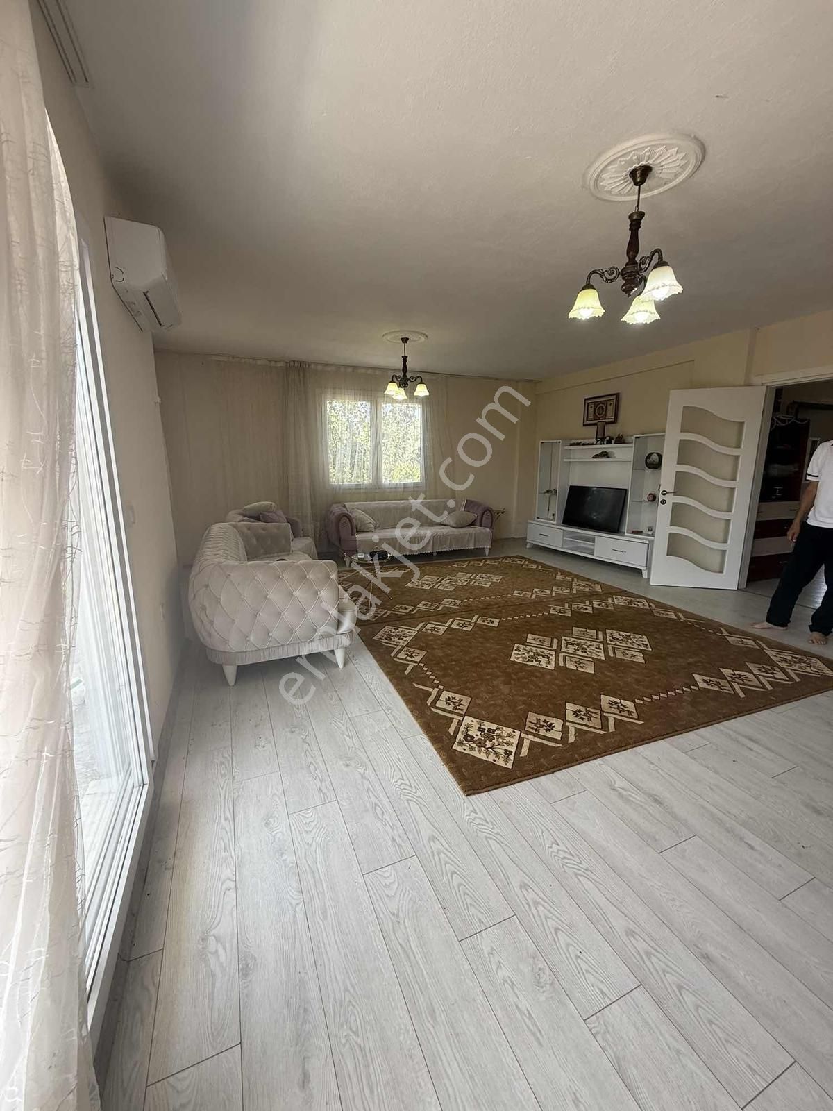 Menderes Oğlan Anasın Da 900m2 Arsa İçinde 100m2 Betonarme Ev - Görsel 24