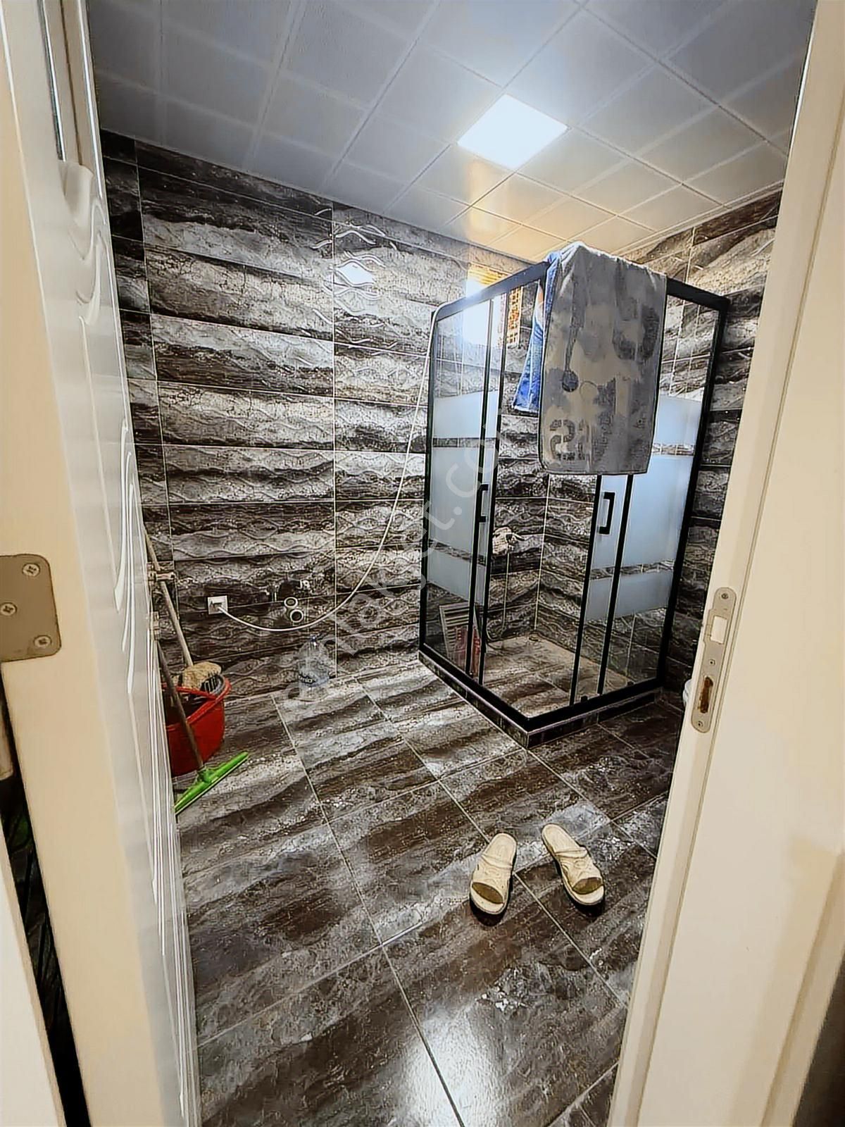 Menderes Oğlan Anasın Da 900m2 Arsa İçinde 100m2 Betonarme Ev - Görsel 27