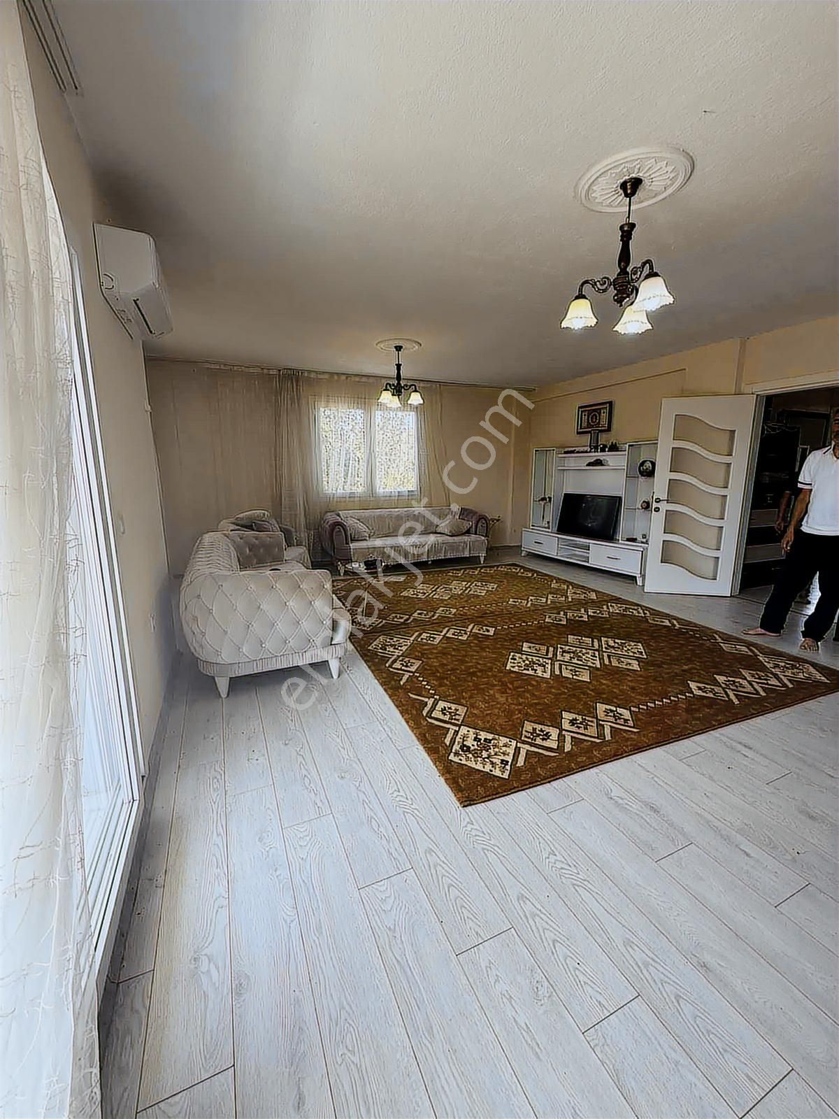 Menderes Oğlan Anasın Da 900m2 Arsa İçinde 100m2 Betonarme Ev - Görsel 15