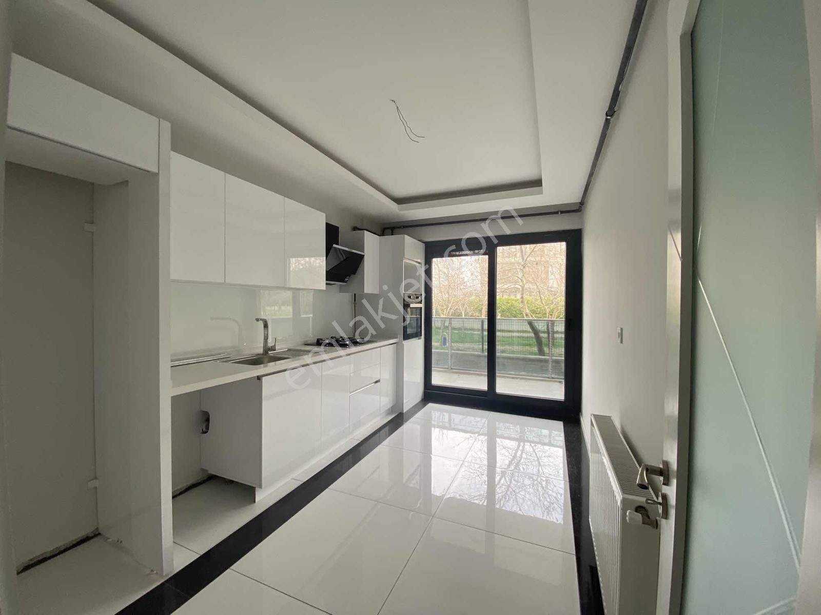 Torbalı Turyap'tan Bahçelievlerde 2+1 Kiralık Daire