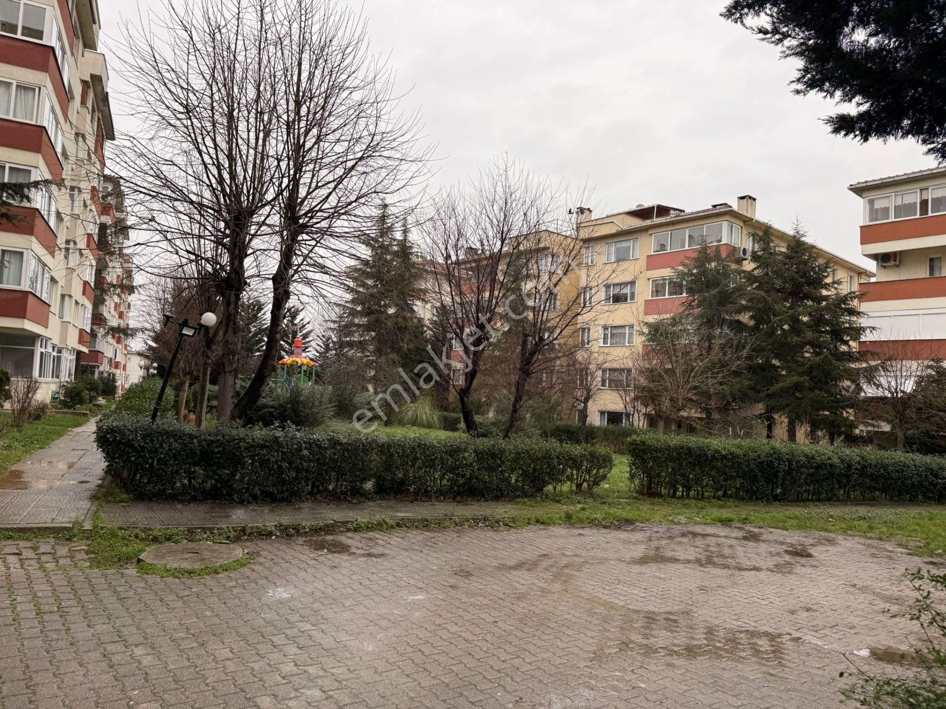 Şimşek Yuva Sitesi 'nde Kısmi Boğaz Manzaralı 3+1 Kiralık Daire - Görsel 28