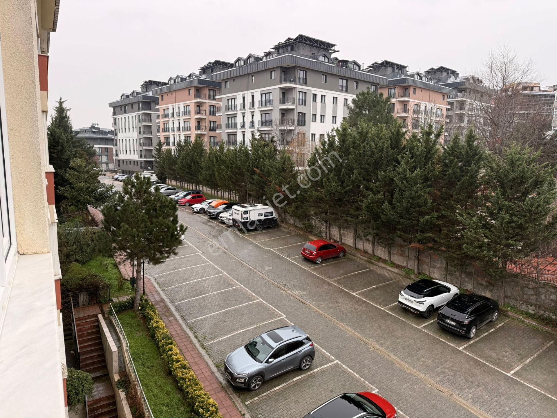 Şimşek Yuva Sitesi 'nde Kısmi Boğaz Manzaralı 3+1 Kiralık Daire - Görsel 13