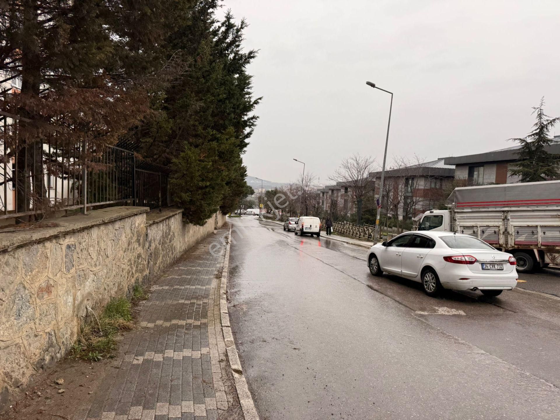 Şimşek Yuva Sitesi 'nde Kısmi Boğaz Manzaralı 3+1 Kiralık Daire - Görsel 30