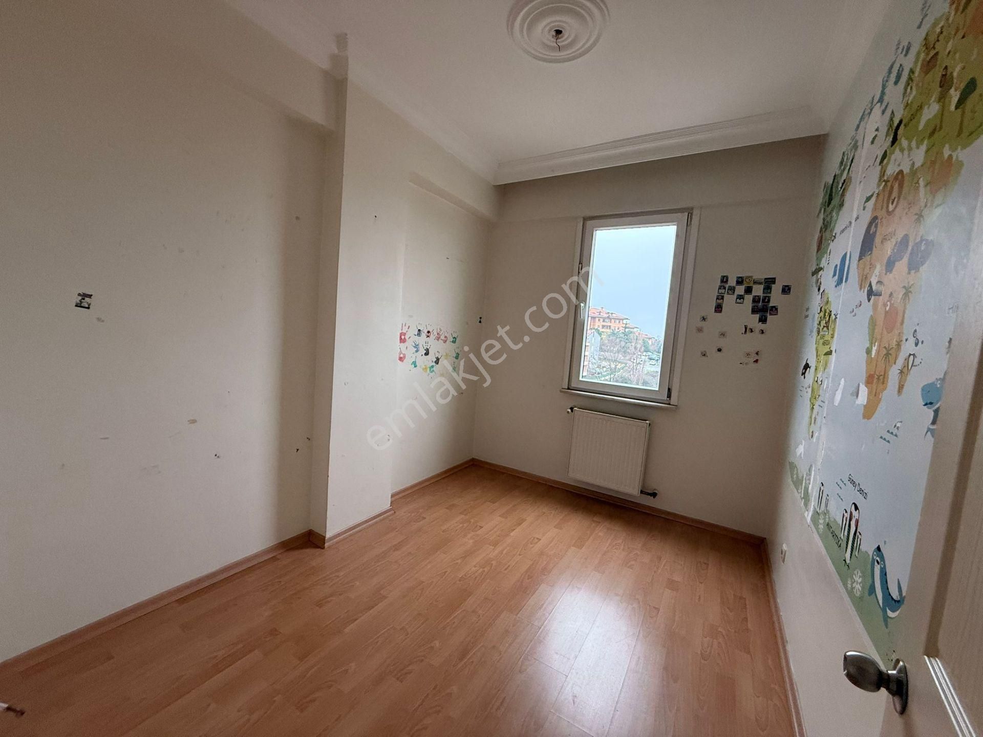 Şimşek Yuva Sitesi 'nde Kısmi Boğaz Manzaralı 3+1 Kiralık Daire - Görsel 19