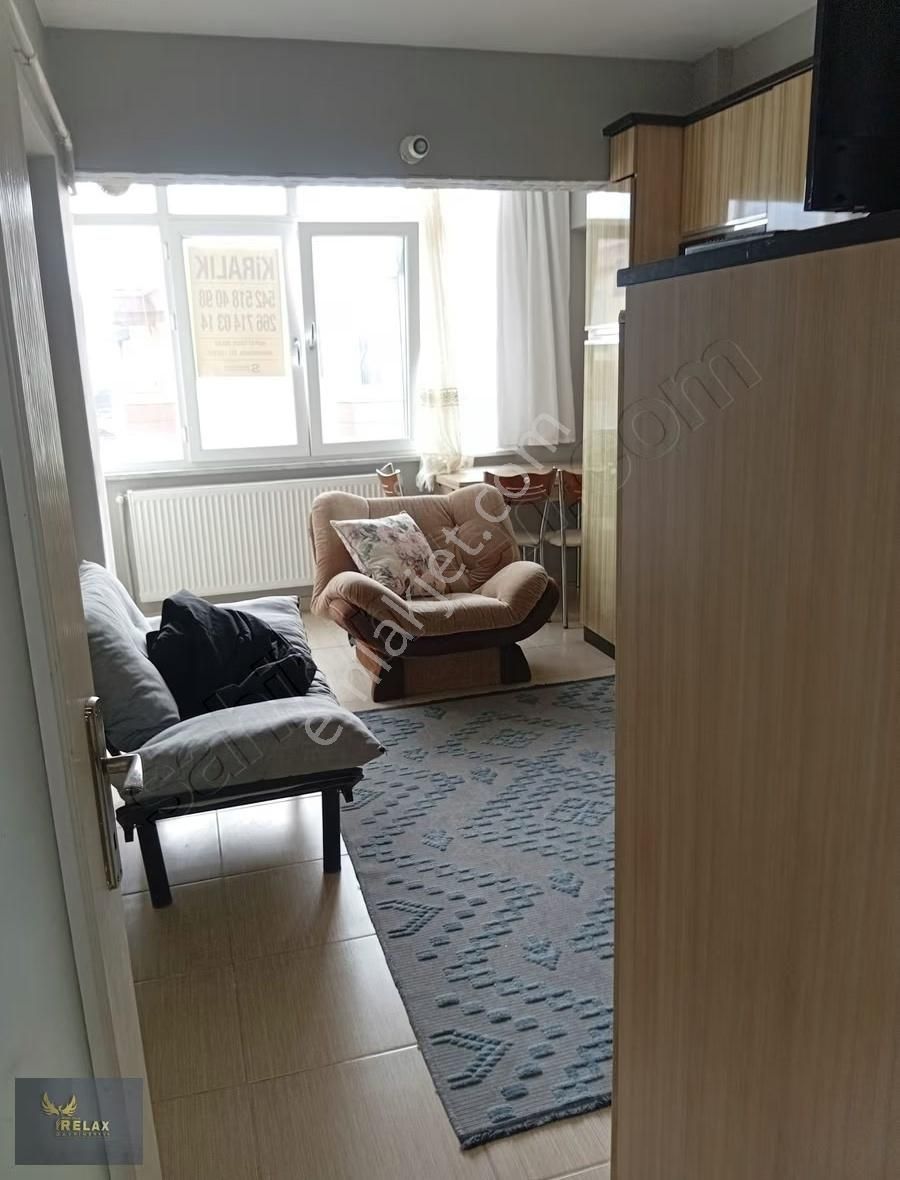 İhsaniye Mahallesinde 2+1 Eşyalı Kiralık Daire - Görsel 3