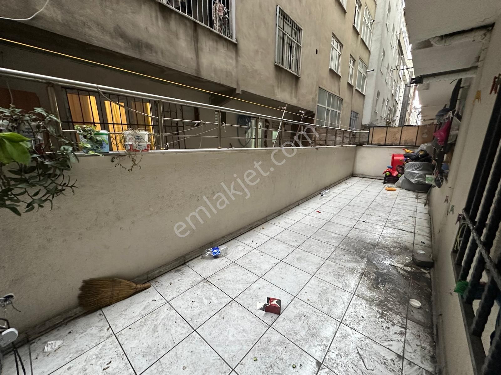 Üç Kardeşler'den İsmetpaşa Mh 3+1 140m2 Dev Bahçe Katı - Görsel 30
