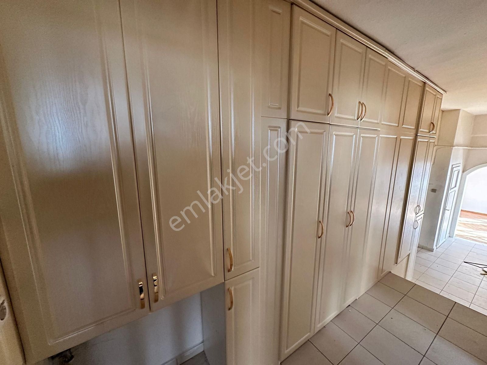 Reşit Galip Paraleli, Büyük Kolej Yakını 3+1 Kiralık Daire - Görsel 12