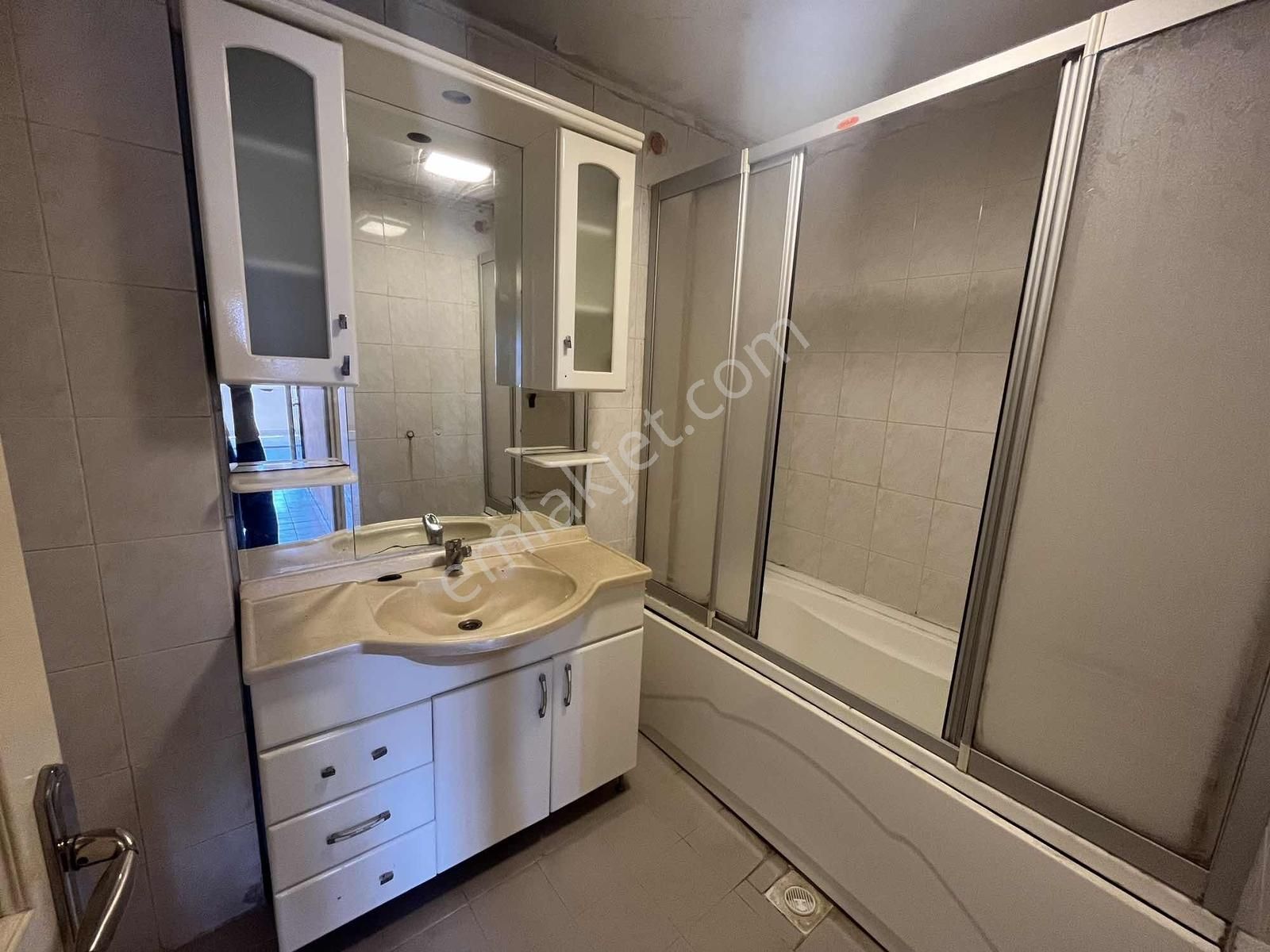 Kiralık Daire Gültepe Mahallesinde 2+1 - Görsel 15