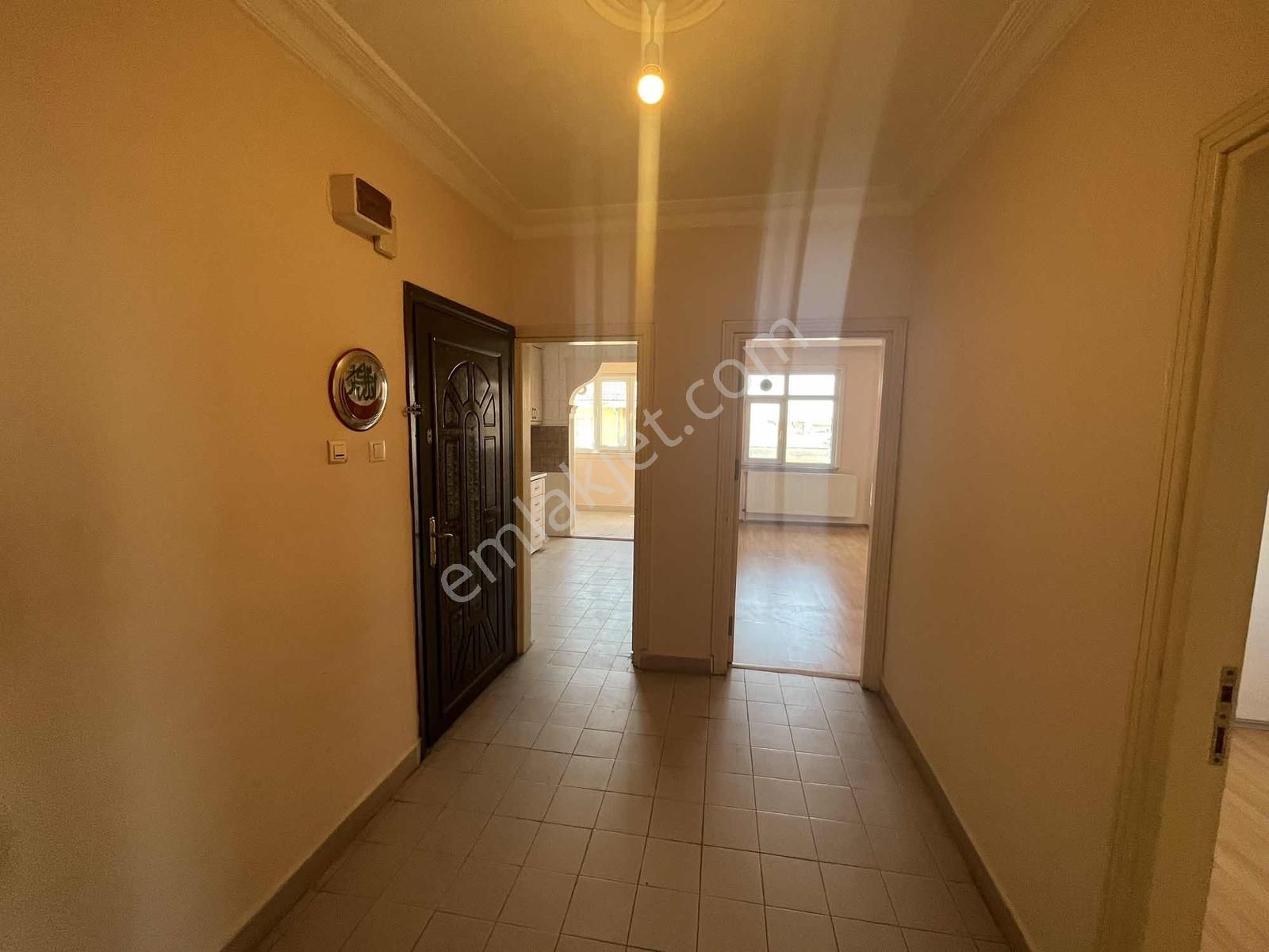 Kiralık Daire Gültepe Mahallesinde 2+1 - Görsel 12