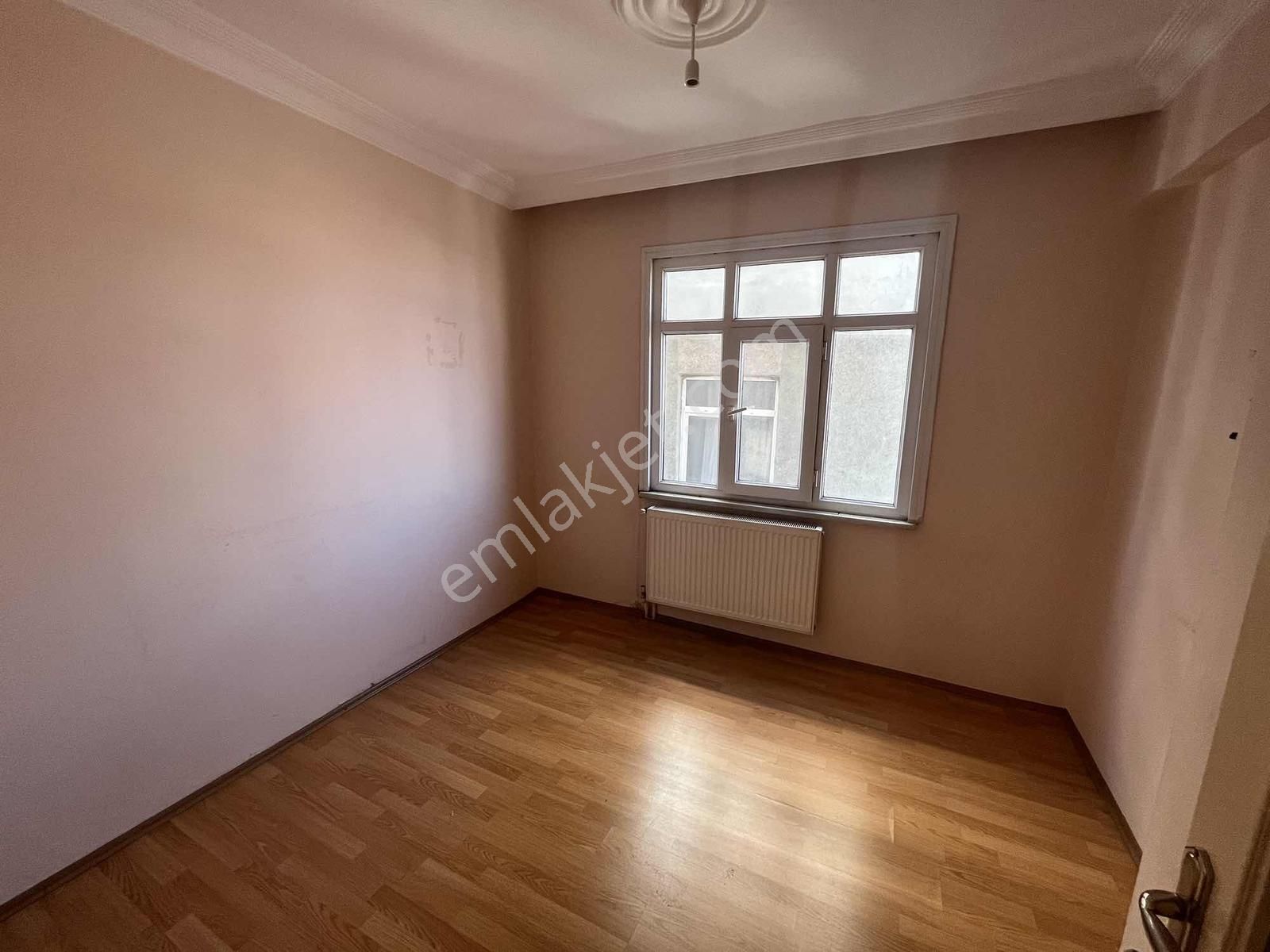 Kiralık Daire Gültepe Mahallesinde 2+1 - Görsel 4