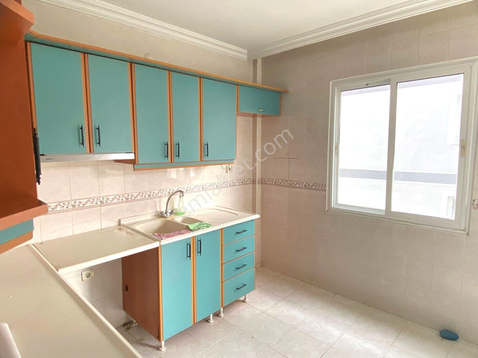 Kuşadası Kirazlı Yolu Geniş Ve Ferah 2+1 Kiralık Daire - Görsel 8