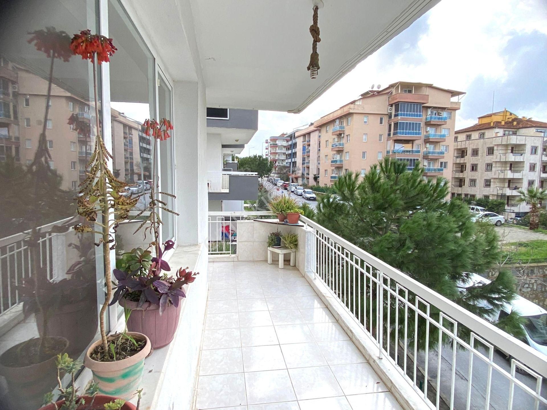Kuşadası Kirazlı Yolu Geniş Ve Ferah 2+1 Kiralık Daire - Görsel 19