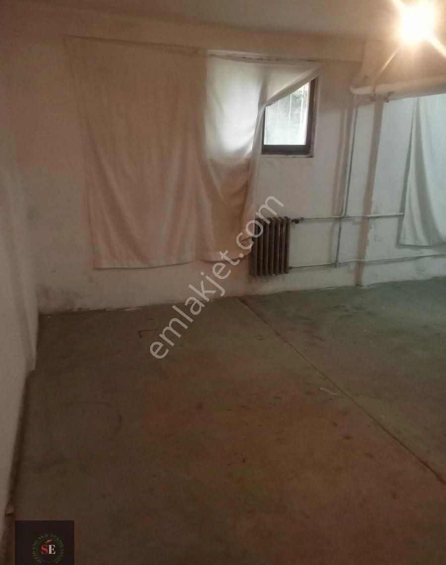 Başkent Hast Karşı Sokağında Hersey Dahil Yıllık 60000 Kiralık Kot 1 Depo - Görsel 3