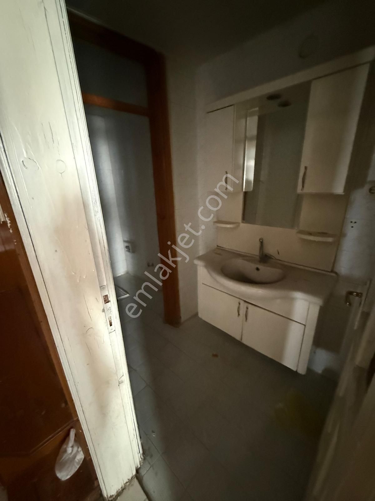 Academia Hastanesi Arkası Kiralık Daire - Görsel 10