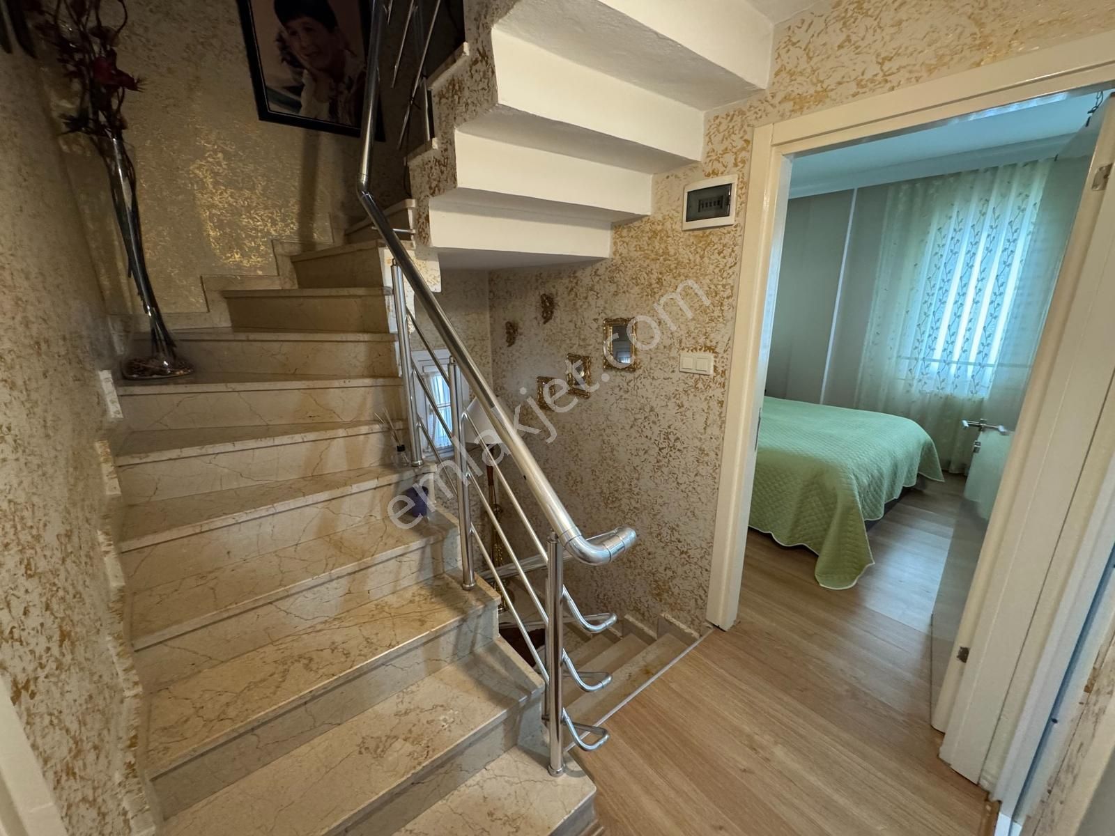 Silivri Cumhuriyet Mah. Site İçi Bakımlı Satılık Triplex Villa - Görsel 18