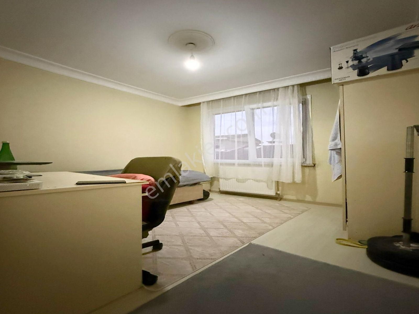 Yenikent Mahallesi Esenyurt Meydan 3+1 140m2 Tek Daire Üzeri !! - Görsel 4