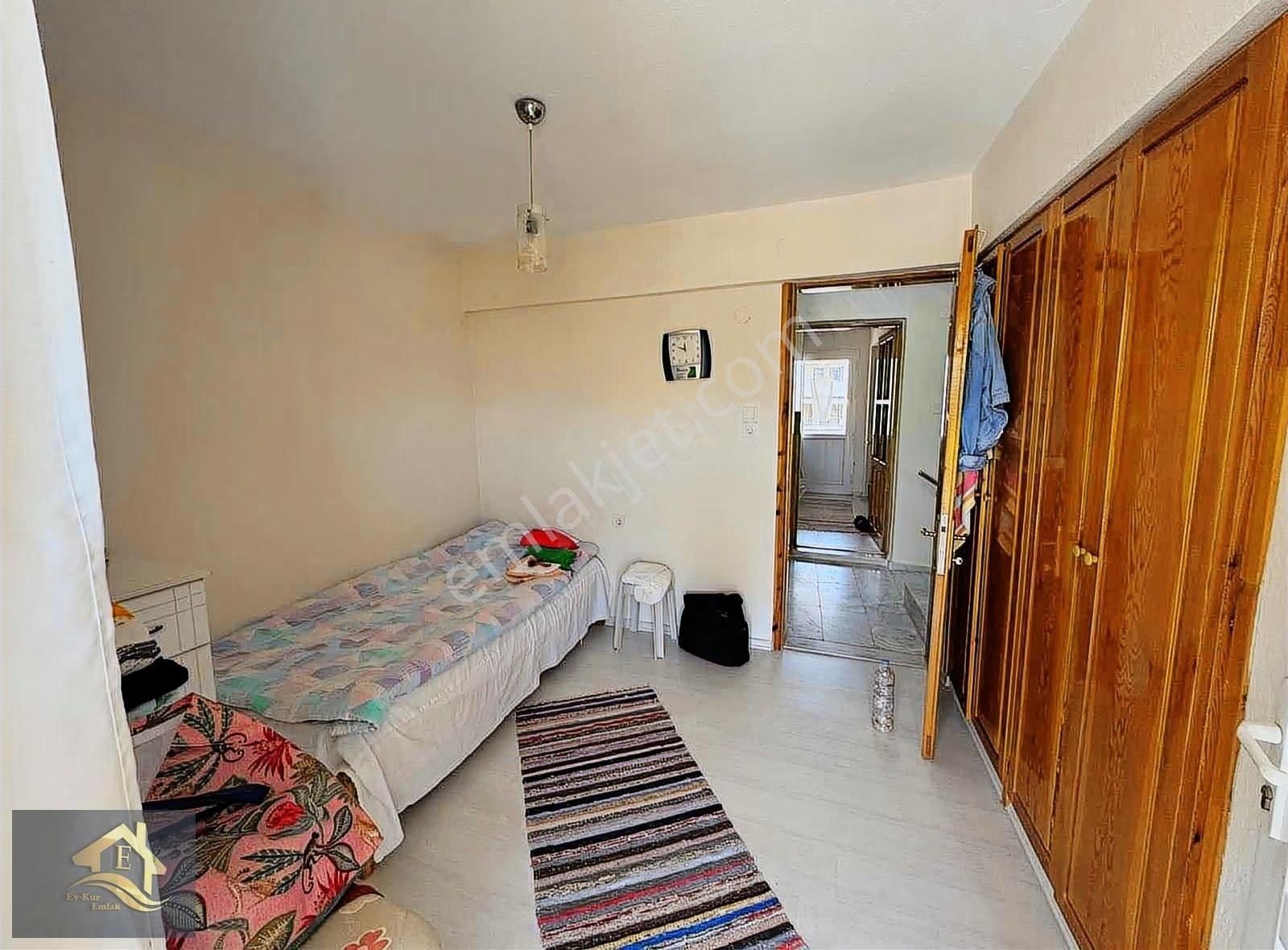 Kuşadası Davutlar'da Plaja 650 Mt Köşe Konum Satılık 4+1 Yazlık - Görsel 2