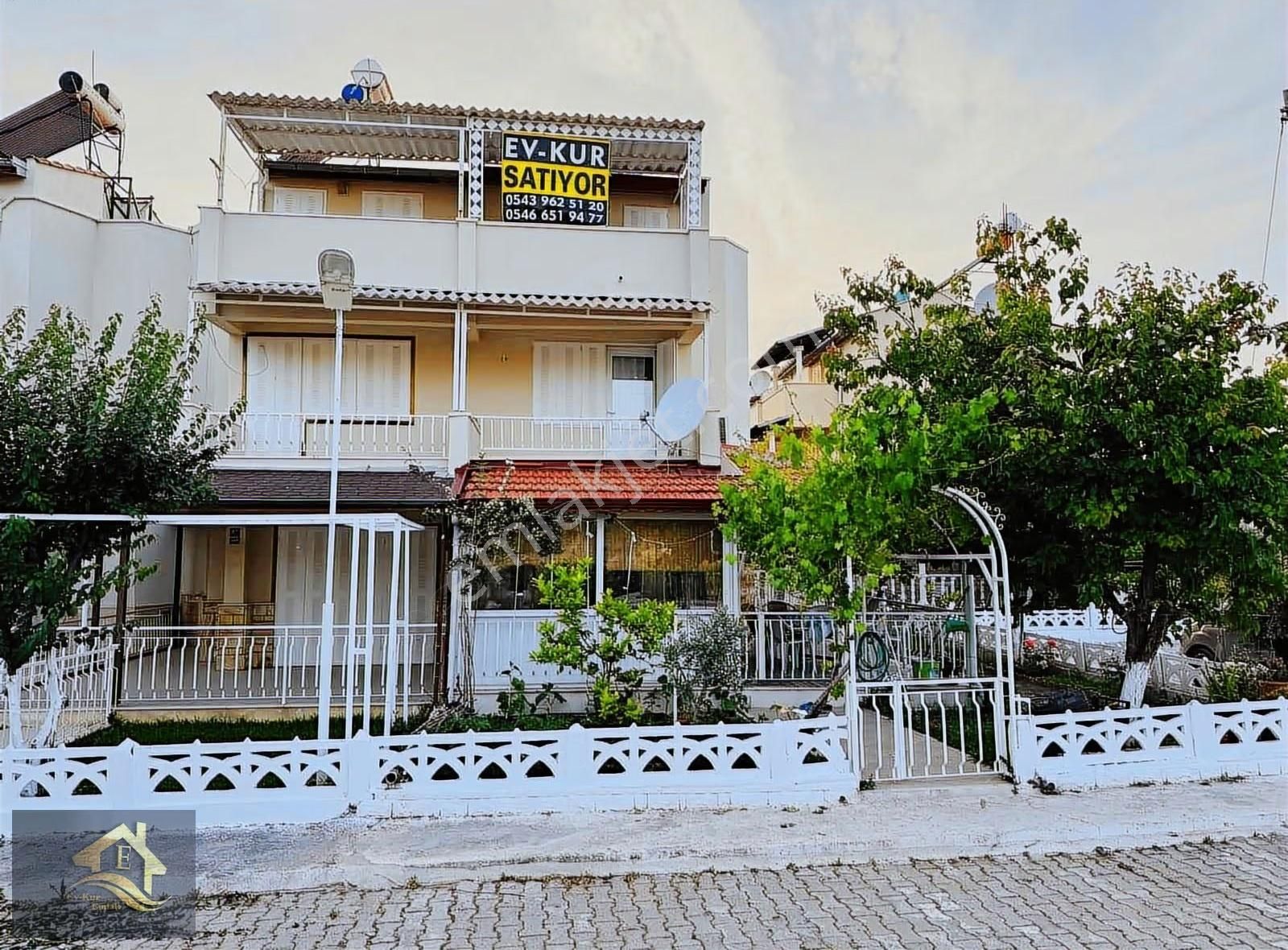 Kuşadası Davutlar'da Plaja 650 Mt Köşe Konum Satılık 4+1 Yazlık - Görsel 11