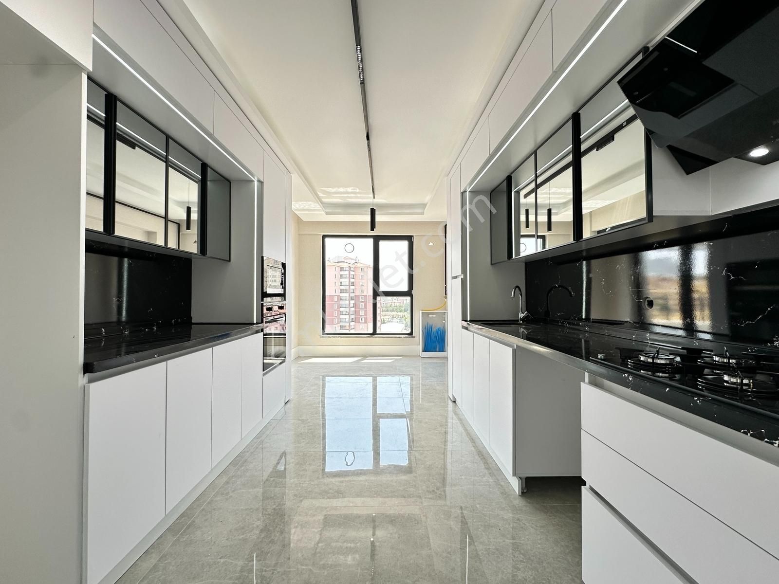 Göktaş'tan█site İçinde Sıfır Şehir Manzaralı Ultra Lüx 4+1 Daire - Görsel 8