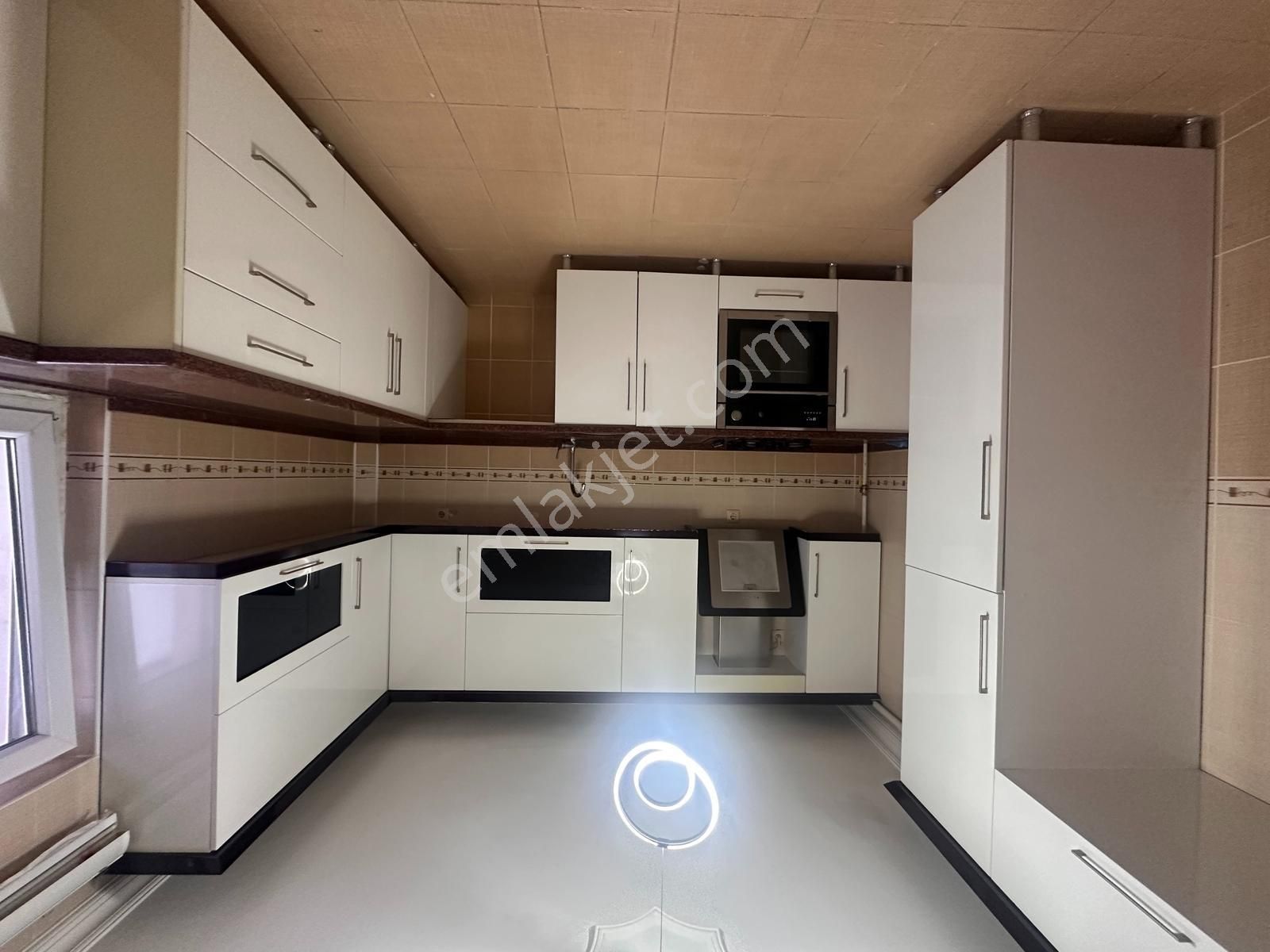 Göktaş'tan█protokol Yolu Yakını 2.kat Yapılı Masrafsız 3+1 Daire