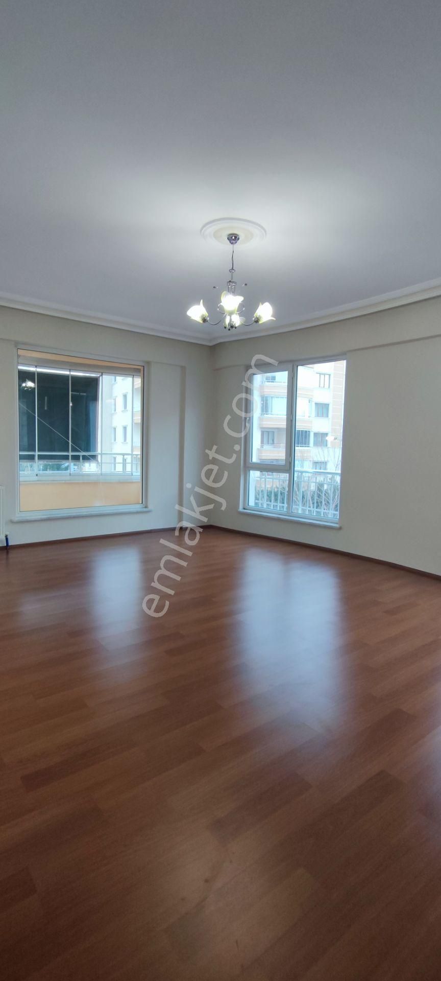 Karatay Üniversitesi Karşısı Akkonak Sit. 3+1 Geniş Ara Kat Güvenlikli Kiralık Daire - Görsel 31