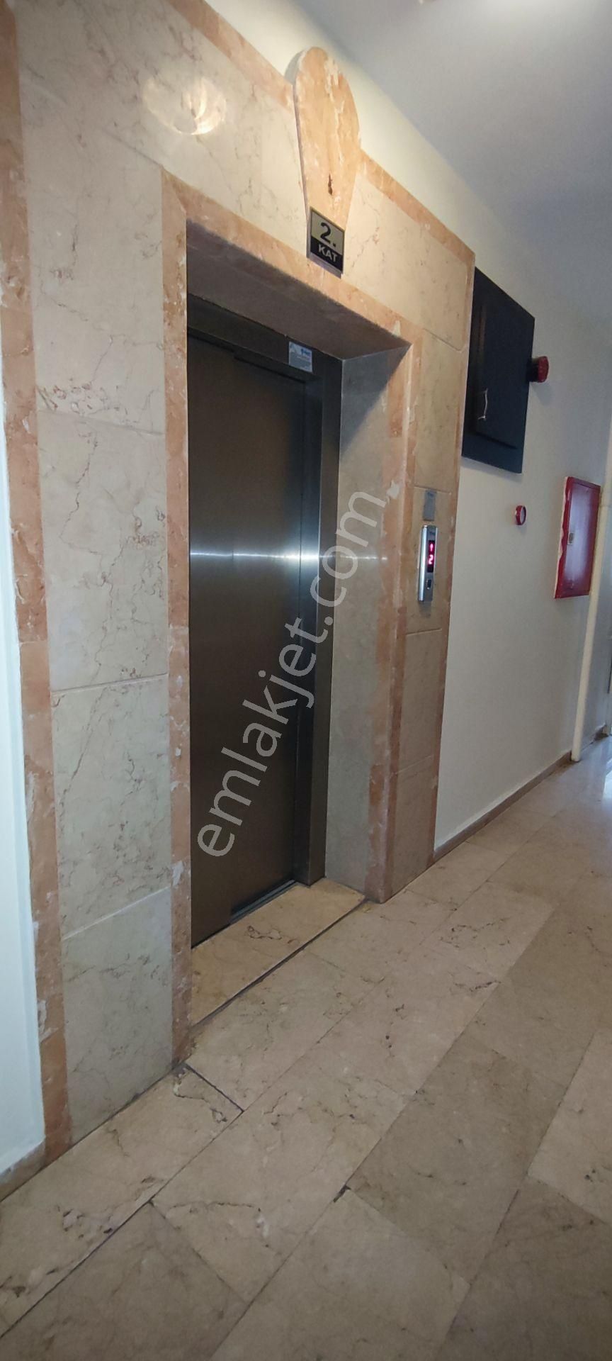 Karatay Üniversitesi Karşısı Akkonak Sit. 3+1 Geniş Ara Kat Güvenlikli Kiralık Daire - Görsel 7