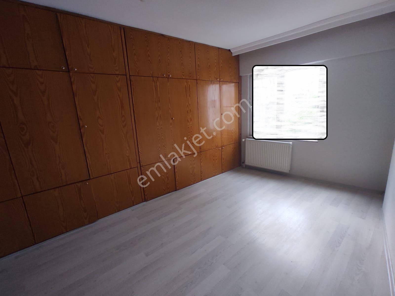 Ender Uysal Gayrimenkulden Satılık Fesleğen De 3+1 Balkonlu Çok Geniş Daire... - Görsel 19
