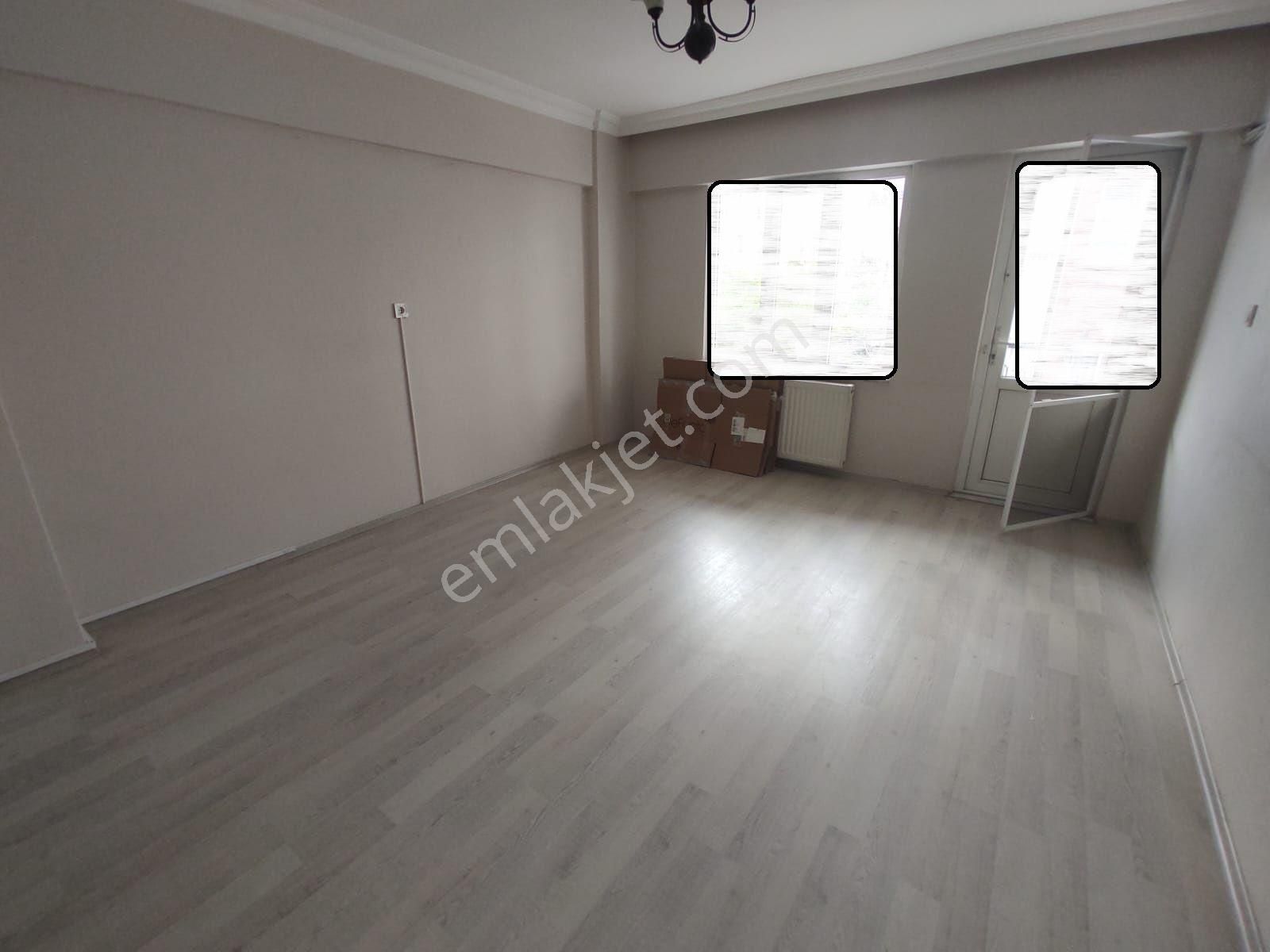 Ender Uysal Gayrimenkulden Satılık Fesleğen De 3+1 Balkonlu Çok Geniş Daire... - Görsel 18