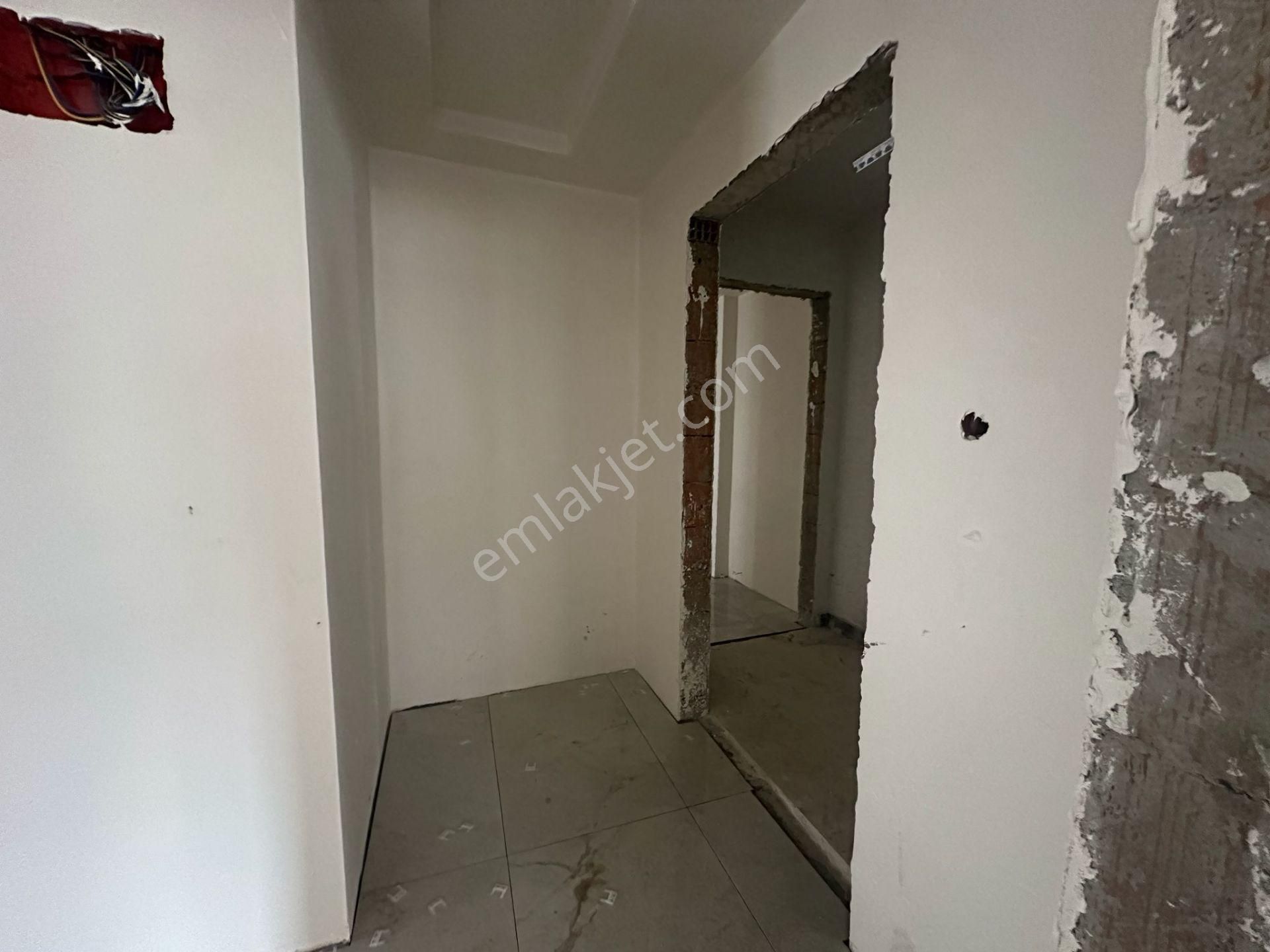 Bahçelievler Merkez'de Sıfır Binada Ebeveyn Banyolu 2+1 Ara Kat - Görsel 28