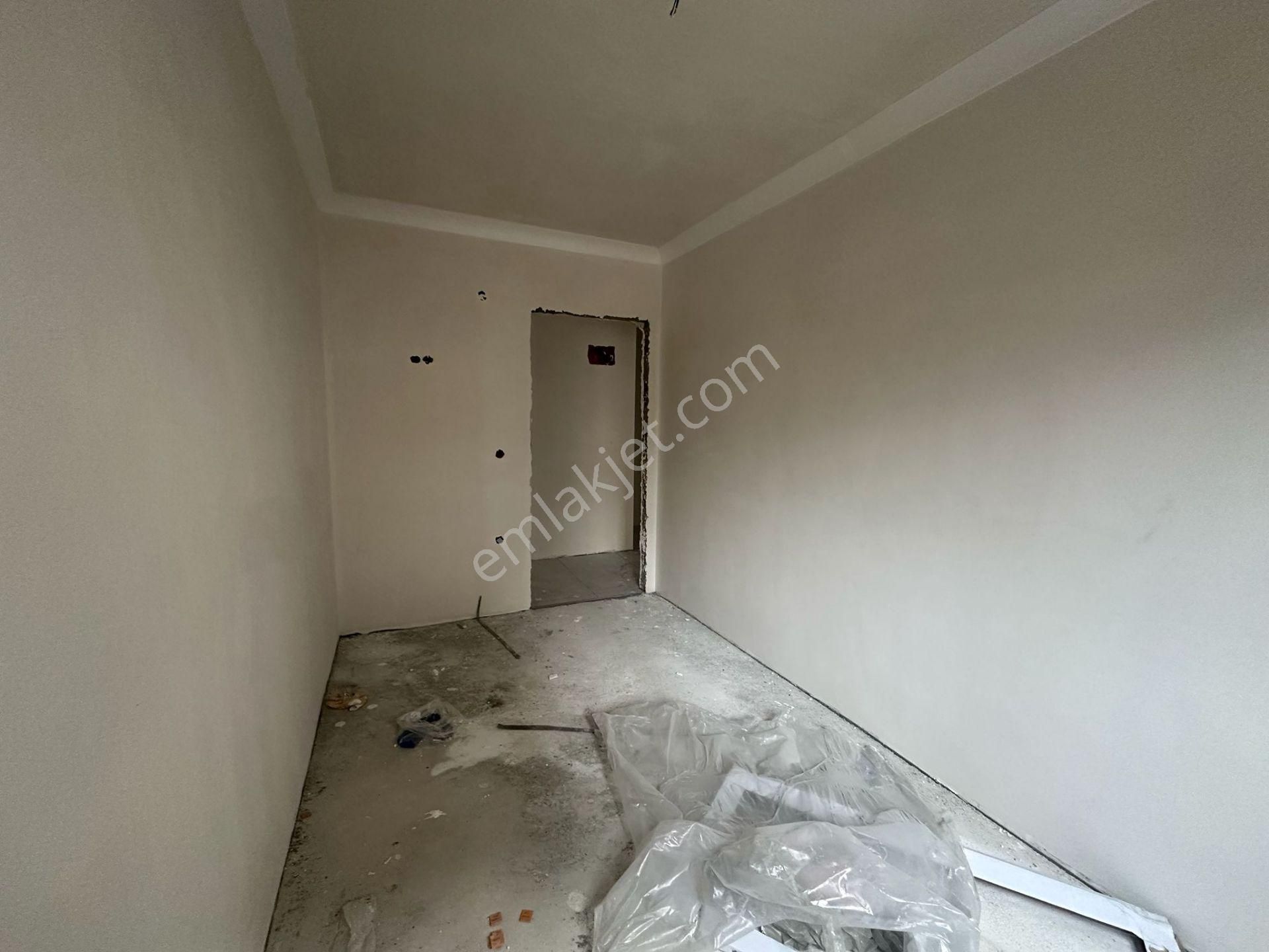 Bahçelievler Merkez'de Sıfır Binada Ebeveyn Banyolu 2+1 Ara Kat - Görsel 17