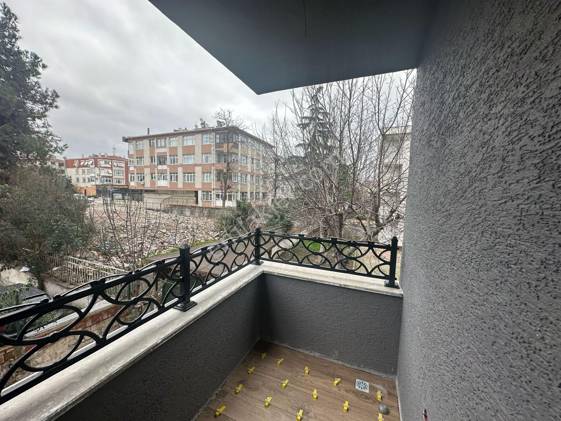 Bahçelievler Merkez'de Sıfır Binada Ebeveyn Banyolu 2+1 Ara Kat - Görsel 6