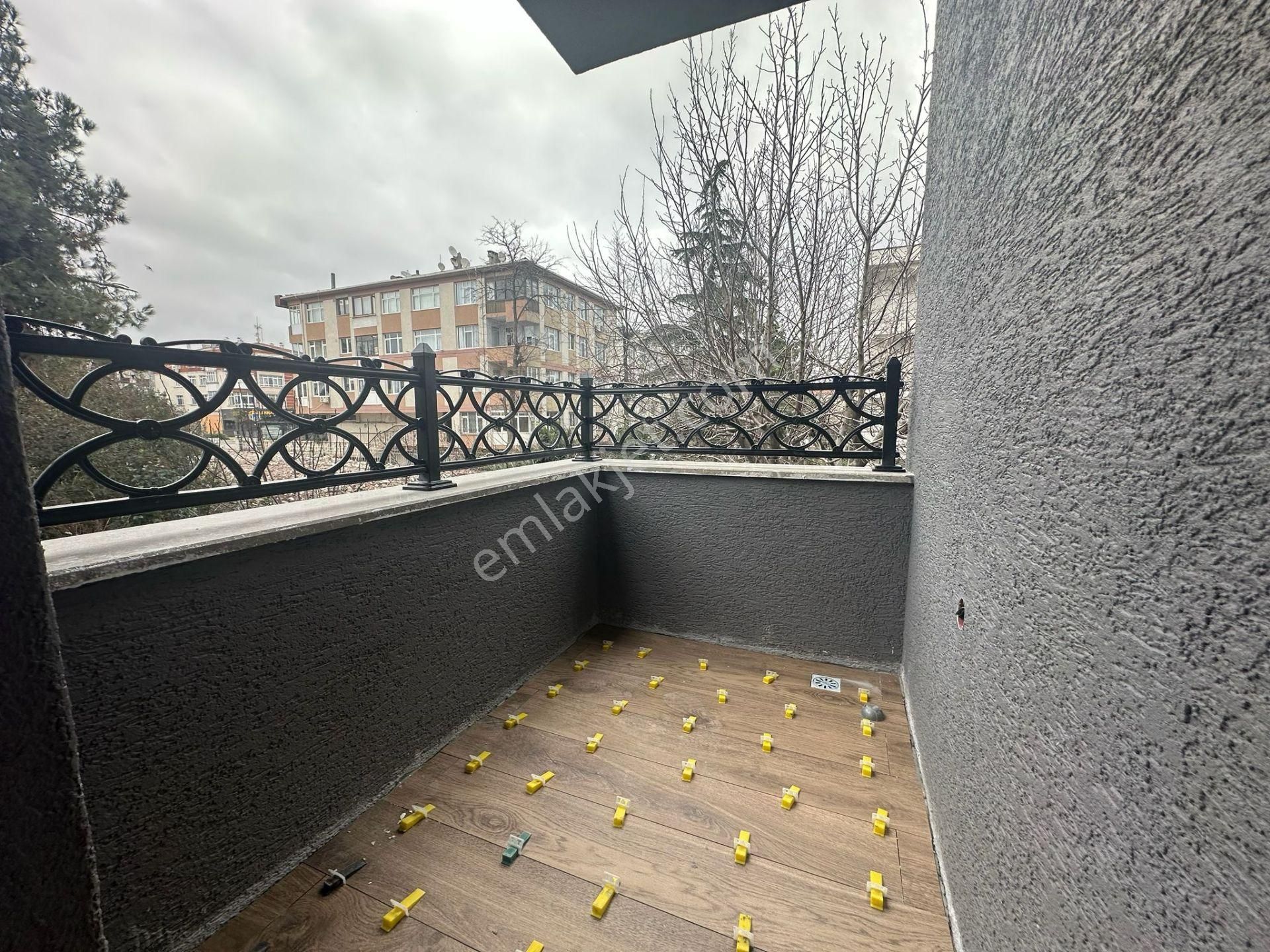 Bahçelievler Merkez'de Sıfır Binada Ebeveyn Banyolu 2+1 Ara Kat - Görsel 5