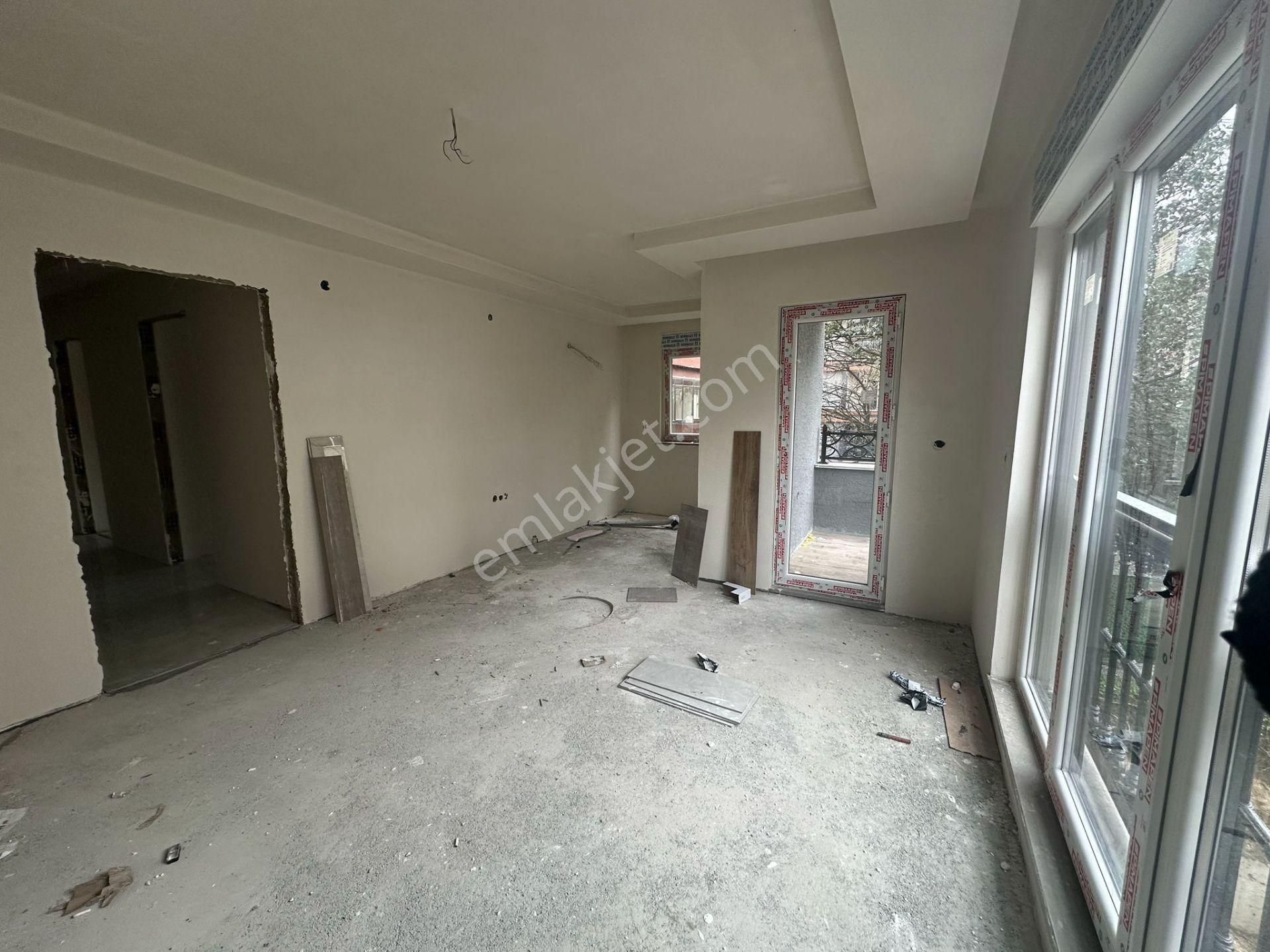 Bahçelievler Merkez'de Sıfır Binada Ebeveyn Banyolu 2+1 Ara Kat - Görsel 2