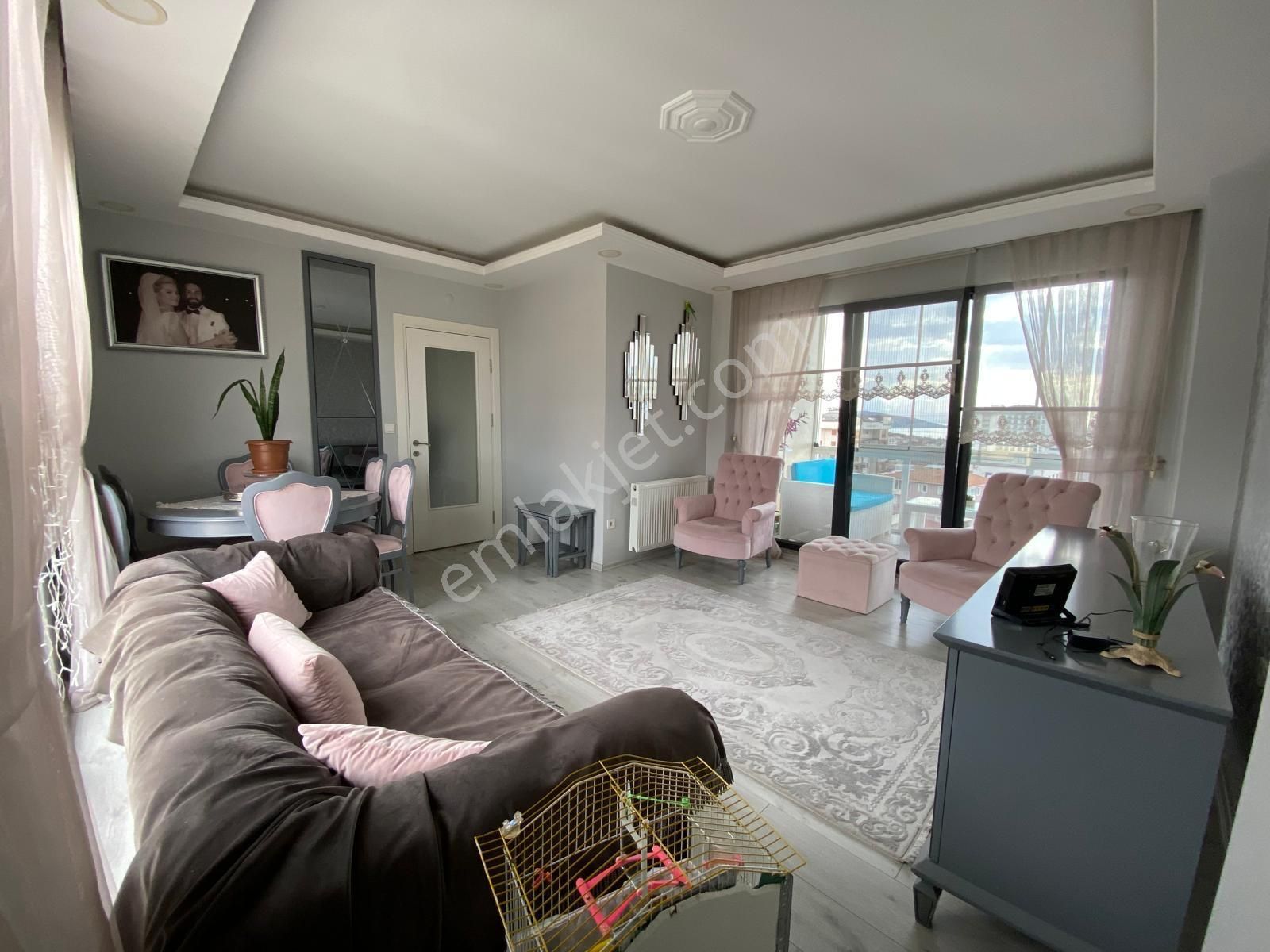 Maltepe'de Deniz Manzaralı Kiralık Ferah Daire - Görsel 5