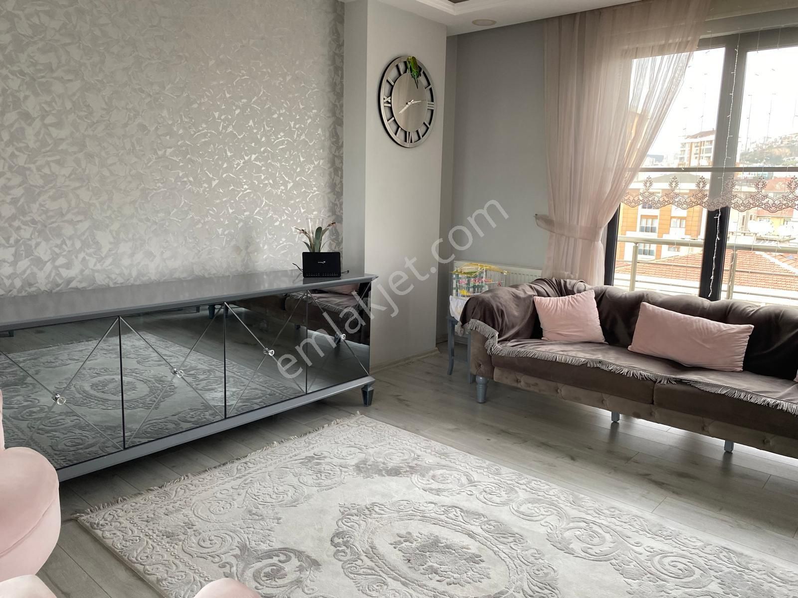 Maltepe'de Deniz Manzaralı Kiralık Ferah Daire - Görsel 4