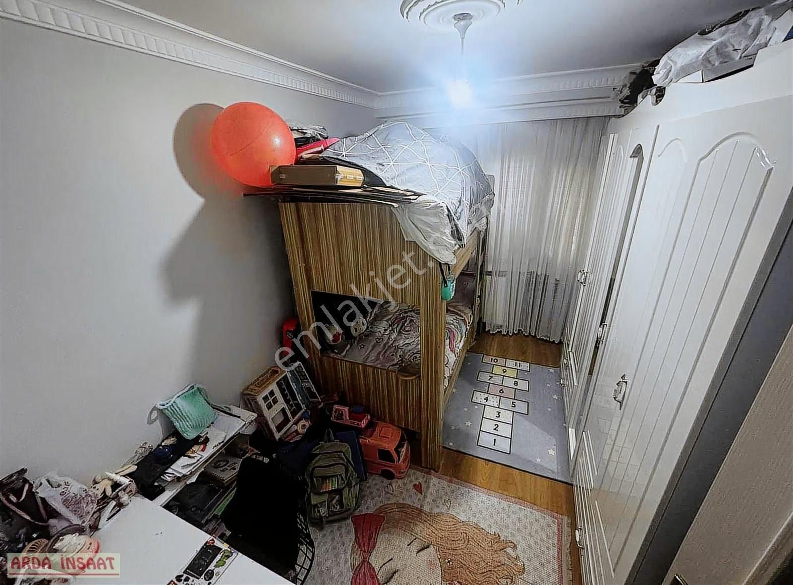 Sultançiftliği Mahallesi Fırsat Daire 1 Nci Kat 95 M2 - Görsel 2