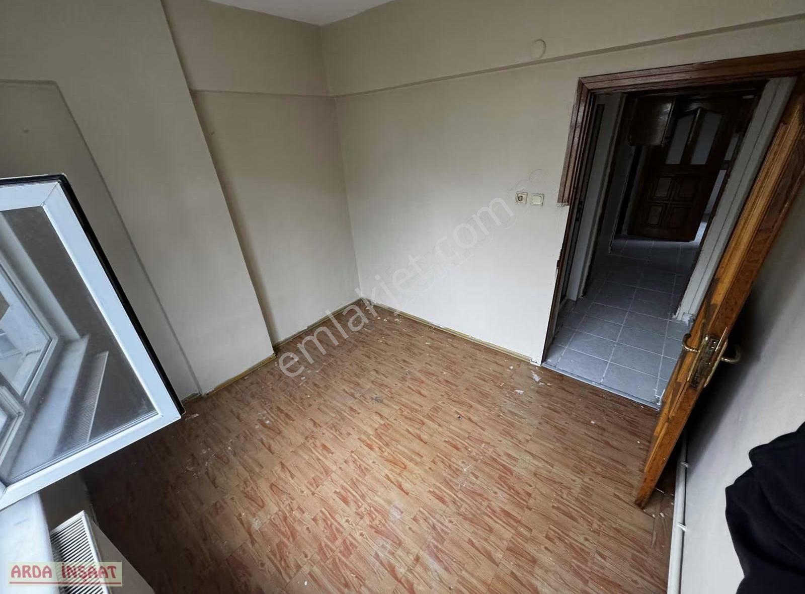 Arda İnşaat'tan Kiralık Site İçinde Asansörlü 3 Ncü Kat Daire - Görsel 3