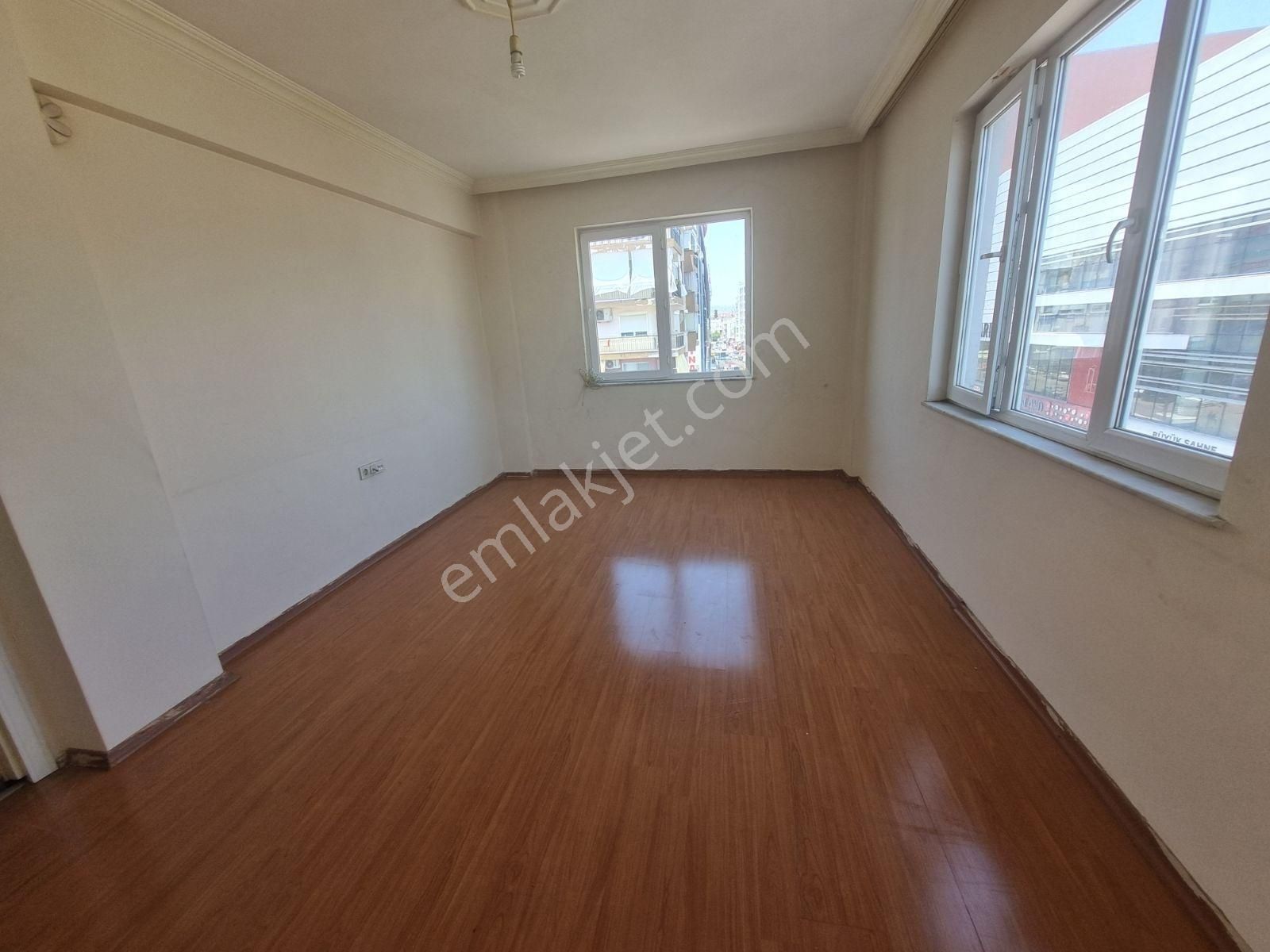 Cebesoy Caddesi Üzerinde Satılık 3+1 Daire - Görsel 14
