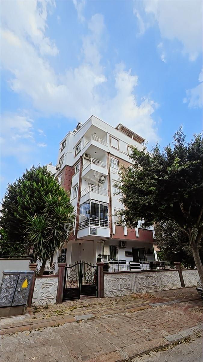 Hurma'da Takasa Açık Geniş Ve Ferah 3+1 Satılık Daire - Görsel 24