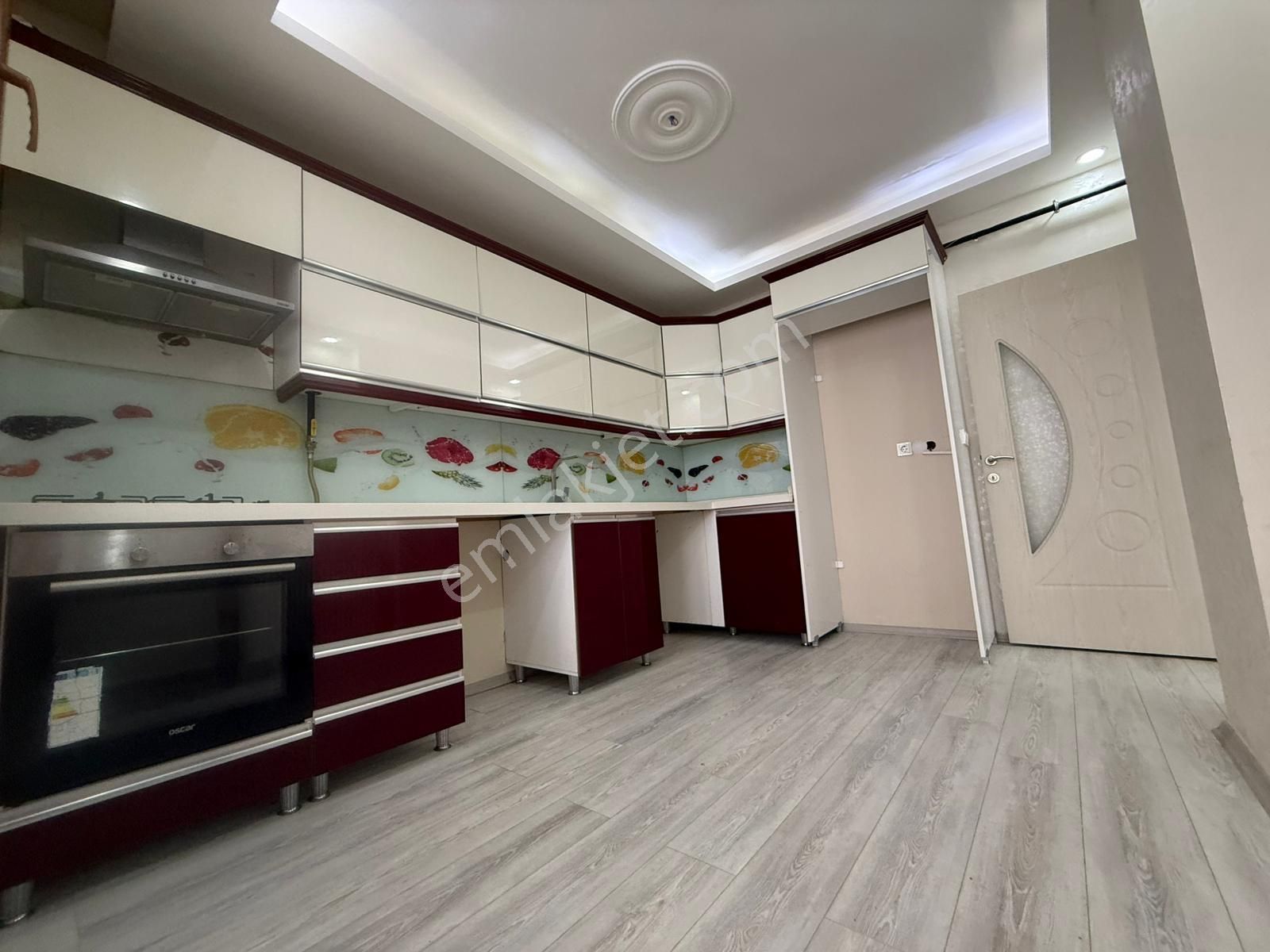 Akyüz Gayrimenkul Den Istasyon Mah De Iskanlı,çıft Banyolu 2+1 Daire - Görsel 5