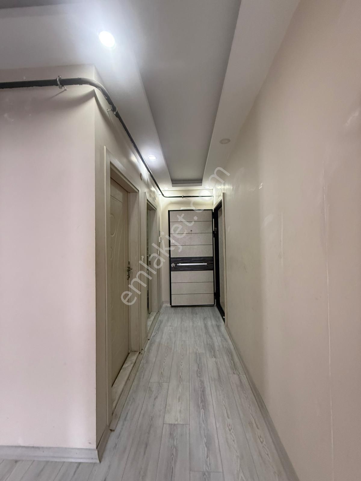 Akyüz Gayrimenkul Den Istasyon Mah De Iskanlı,çıft Banyolu 2+1 Daire - Görsel 32