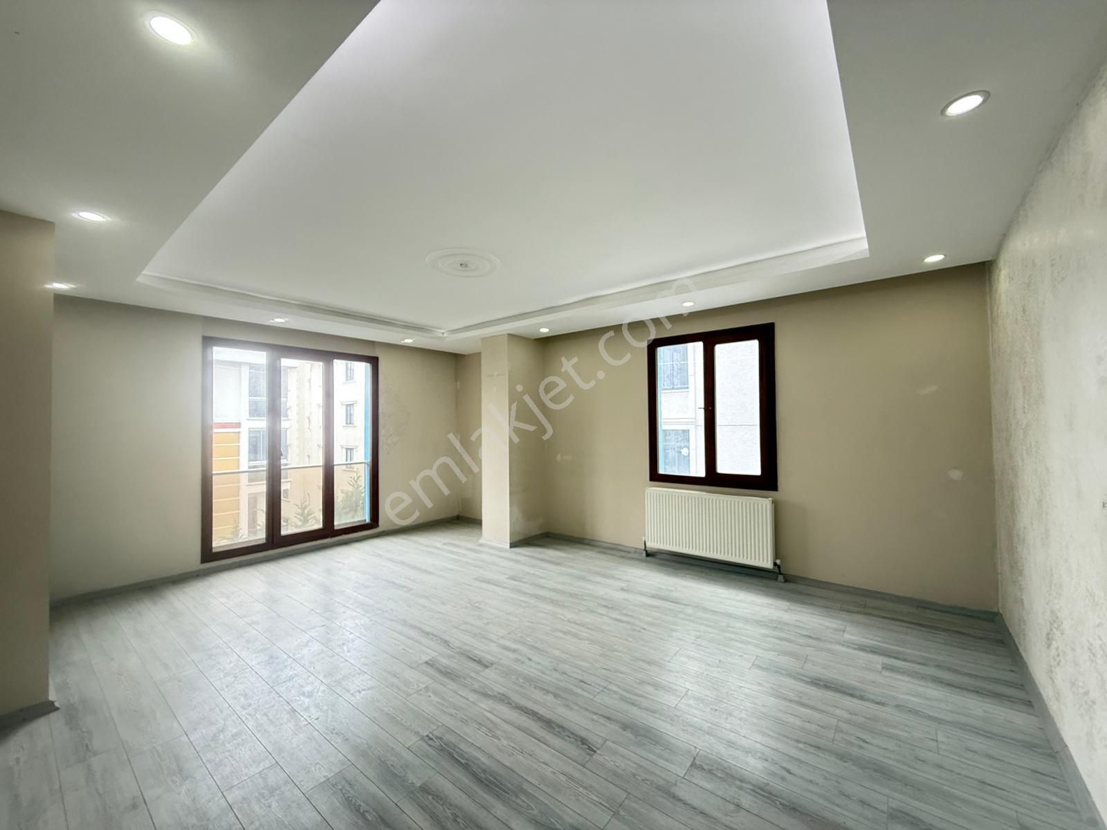 Akyüz Gayrimenkul Den Istasyon Mah De Iskanlı,çıft Banyolu 2+1 Daire - Görsel 8