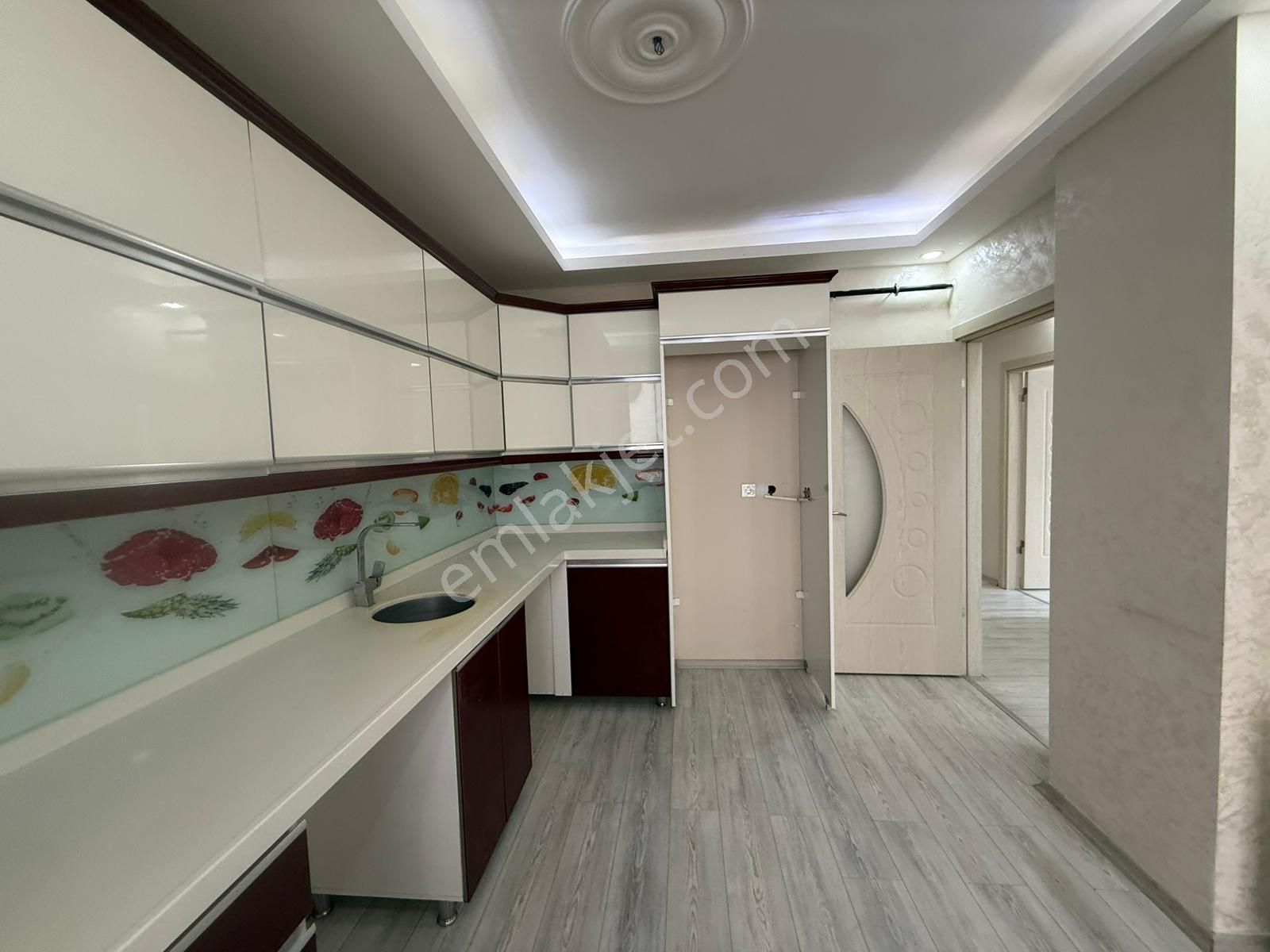 Akyüz Gayrimenkul Den Istasyon Mah De Iskanlı,çıft Banyolu 2+1 Daire - Görsel 13