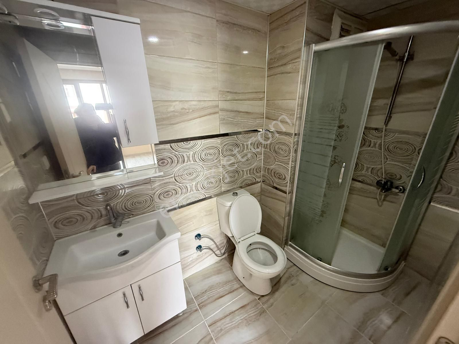 Akyüz Gayrimenkul Den Istasyon Mah De Iskanlı,çıft Banyolu 2+1 Daire - Görsel 35