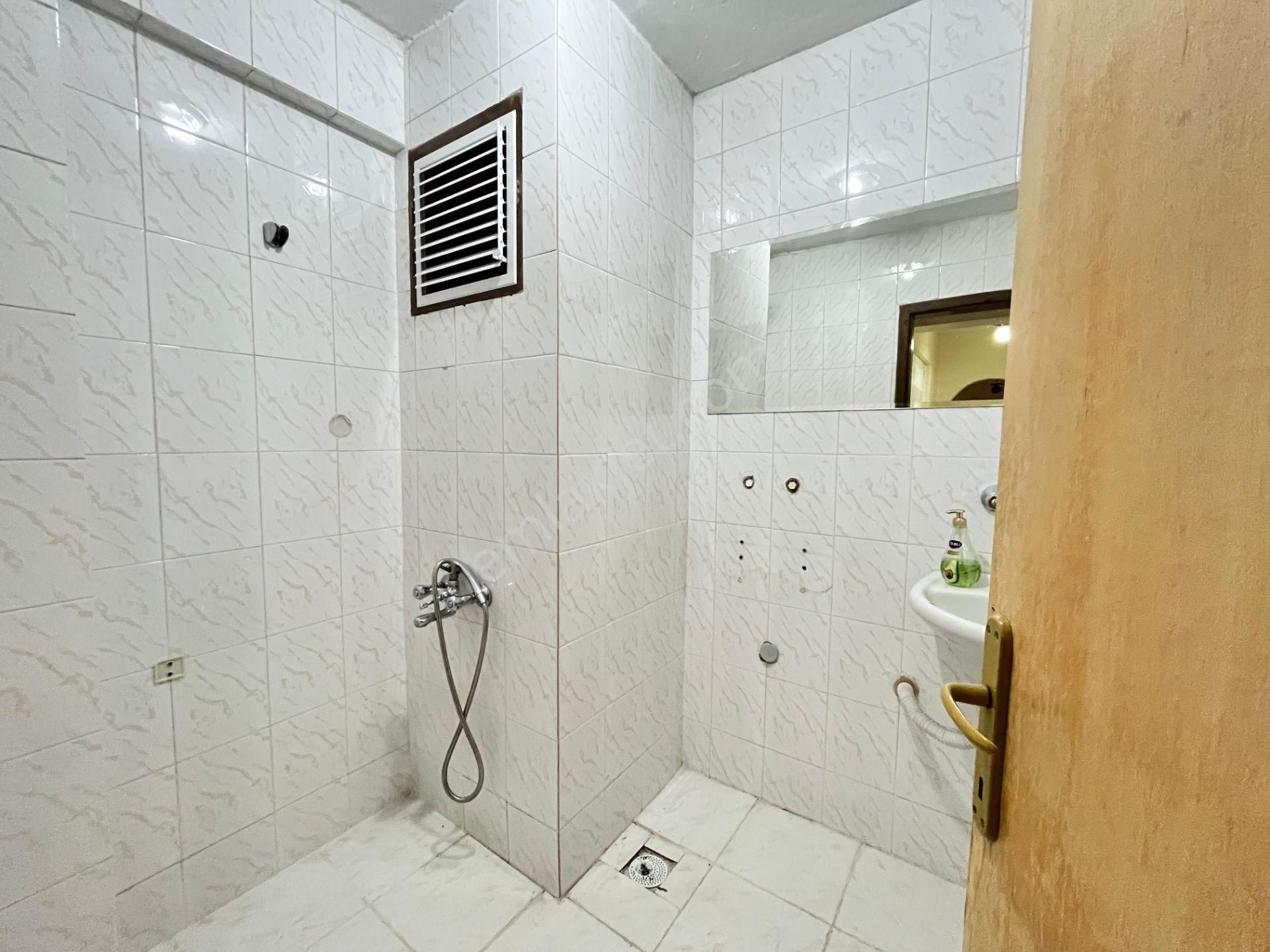 Kent'ten Bahçelerüstü Tren İstasyonu Yanı Merkezi Konum'da 2+1 Daire - Görsel 20