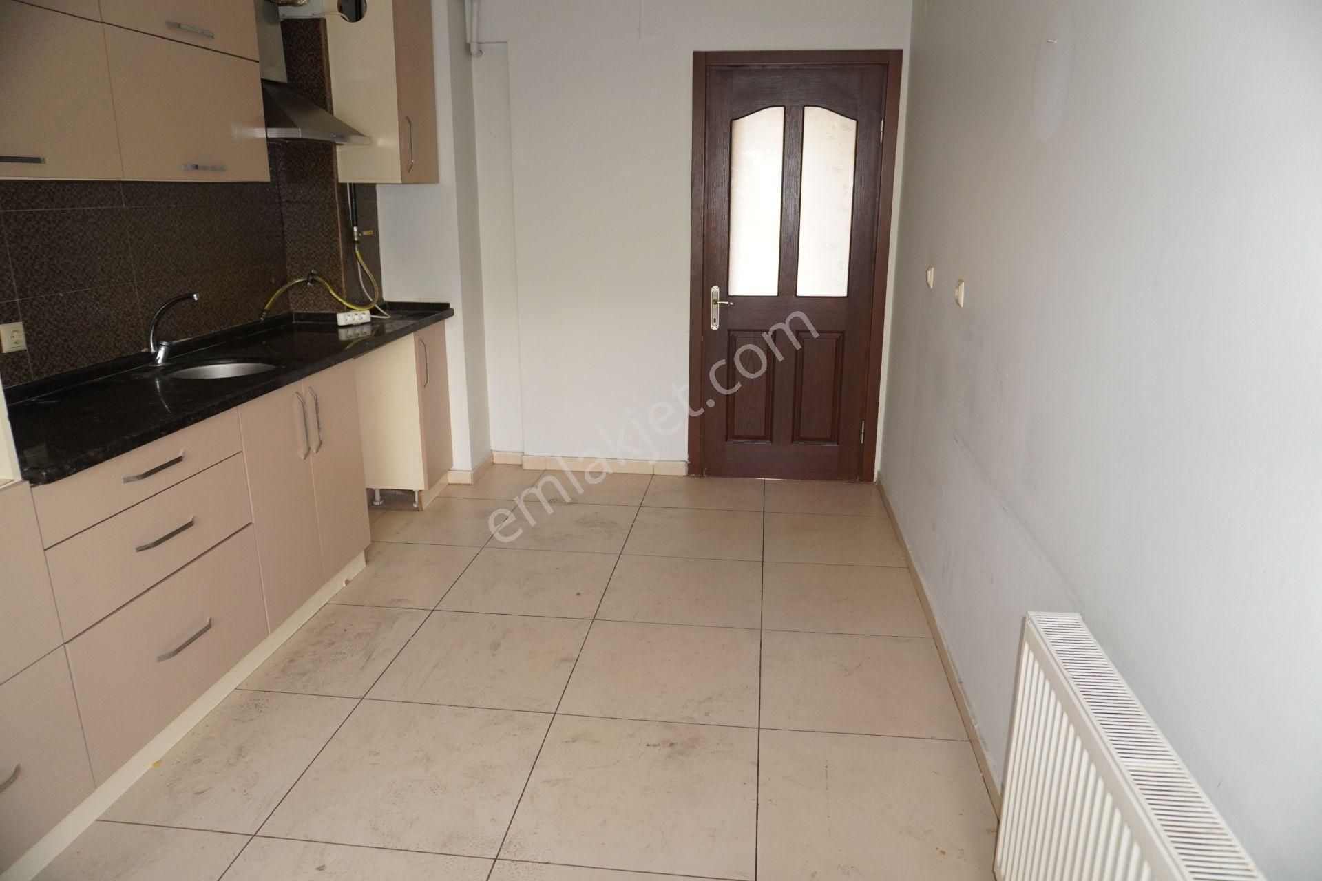 Çiğli K.çiğli Kiralık Daire Çiğli Serkan Emlak Dan Dogalgazlı - Görsel 4