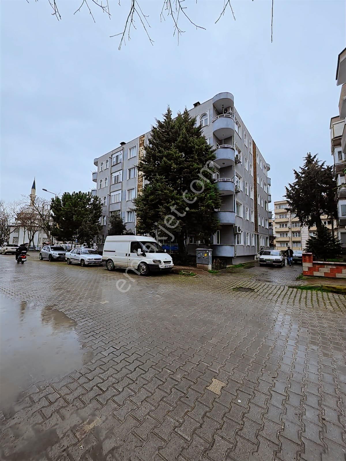 İnceoğlundan Hamzabey 14 Eylül Karşısı Acil 3+1 Satılık Daire - Görsel 3