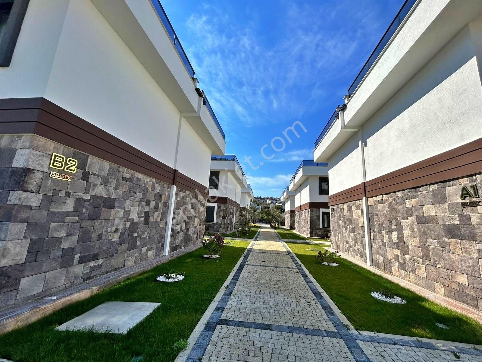 Uytundan Pelitköy'de Denize Sıfır Havuzlu Bahçeli 2+1 Lüks Daire - Görsel 20