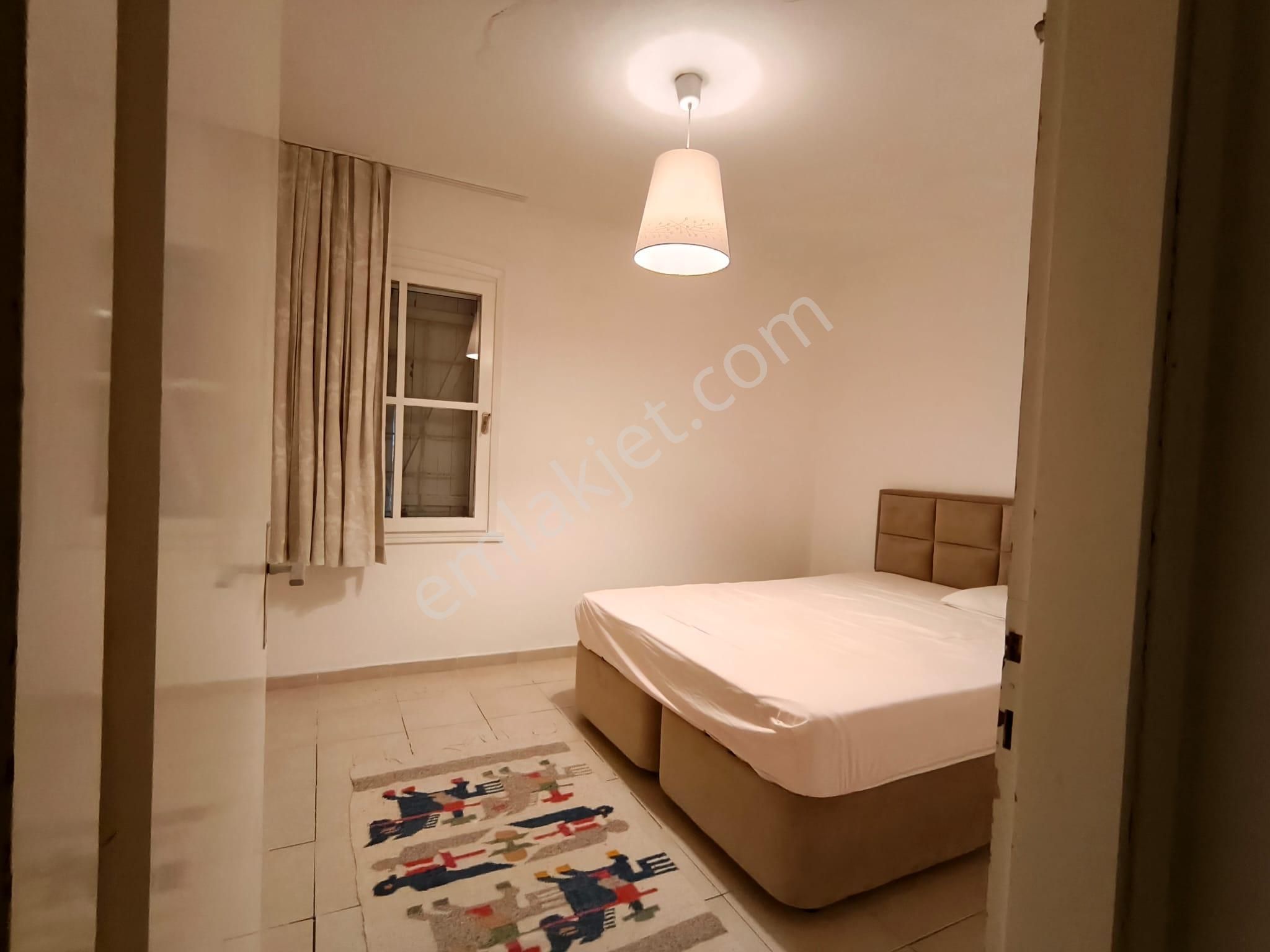 Çeşme Ilıca Plajı'na Yürüme Mesafesinde (600m),bahçeli 3+1 Villa - Görsel 27